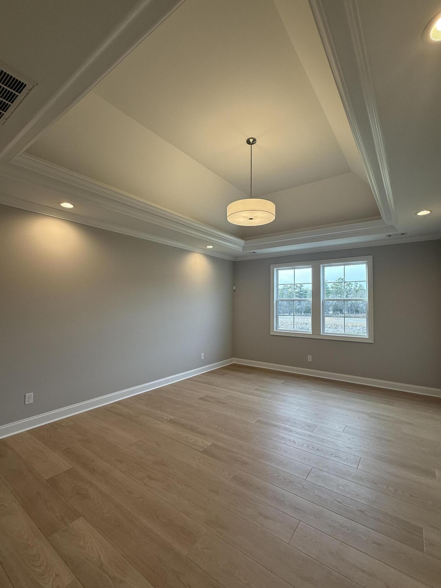 3135 Rosewood Drive