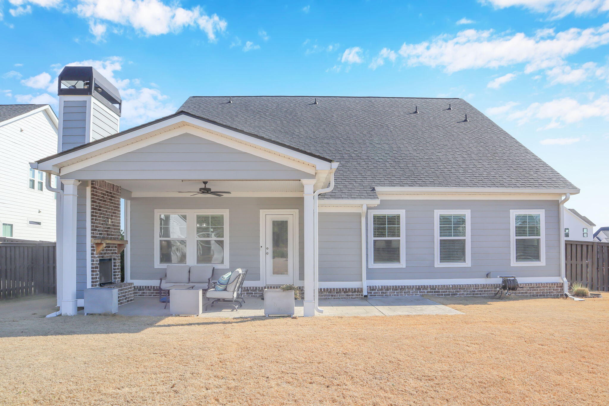 3123 Rosewood Drive