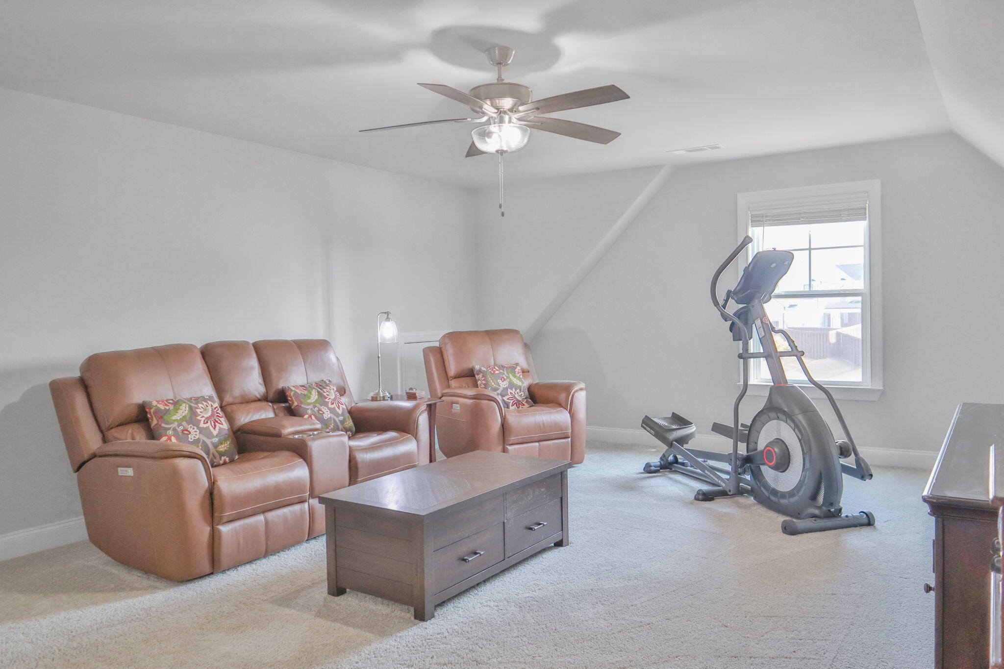 3123 Rosewood Drive