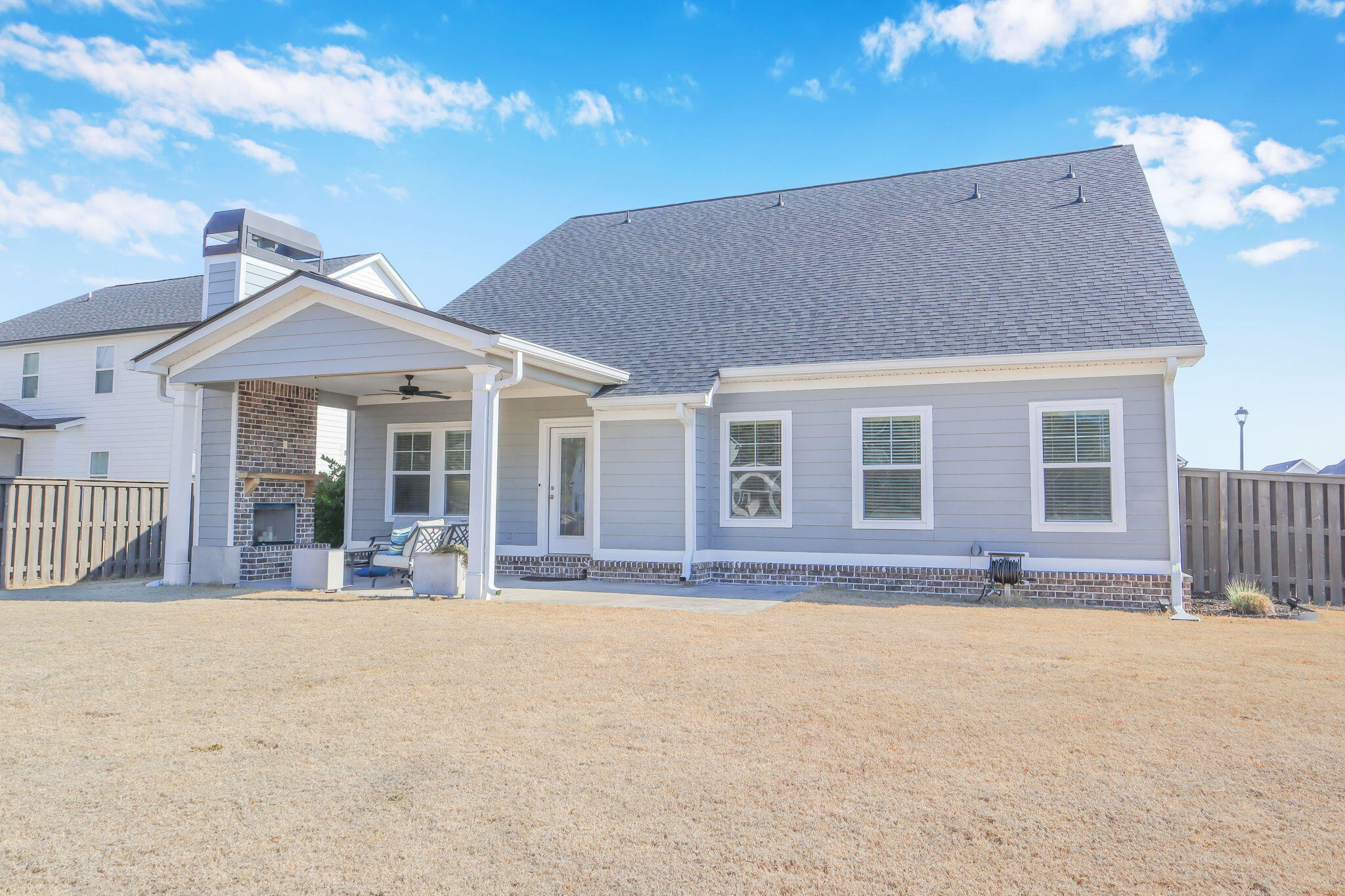 3123 Rosewood Drive