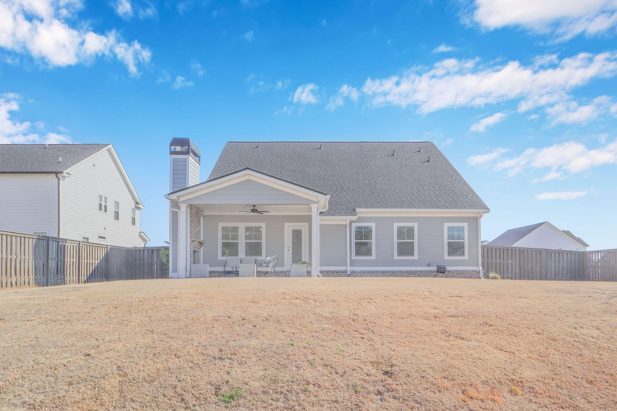 3123 Rosewood Drive