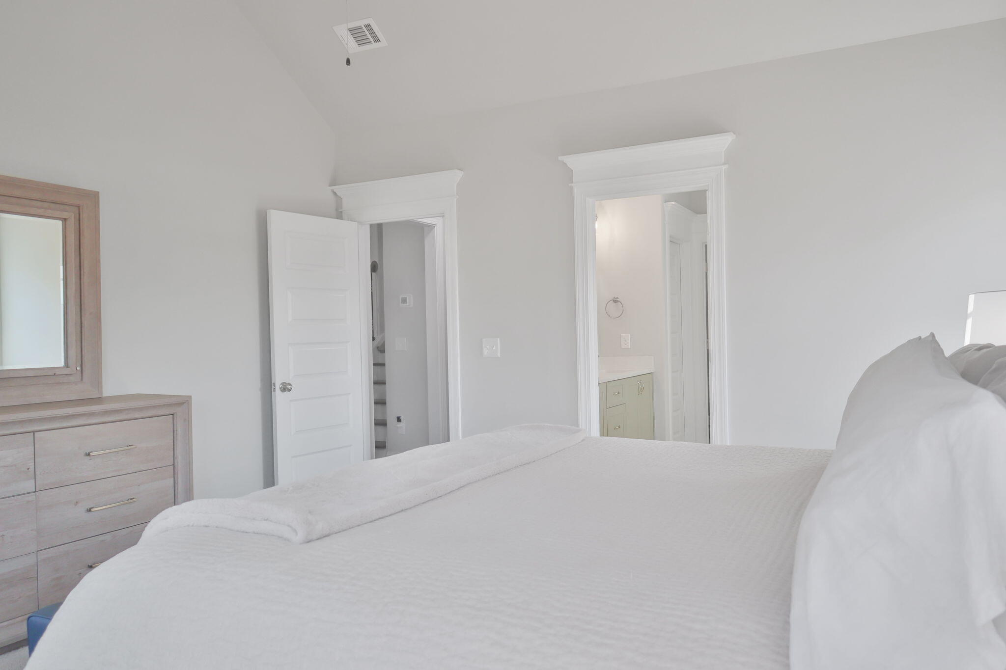 3123 Rosewood Drive