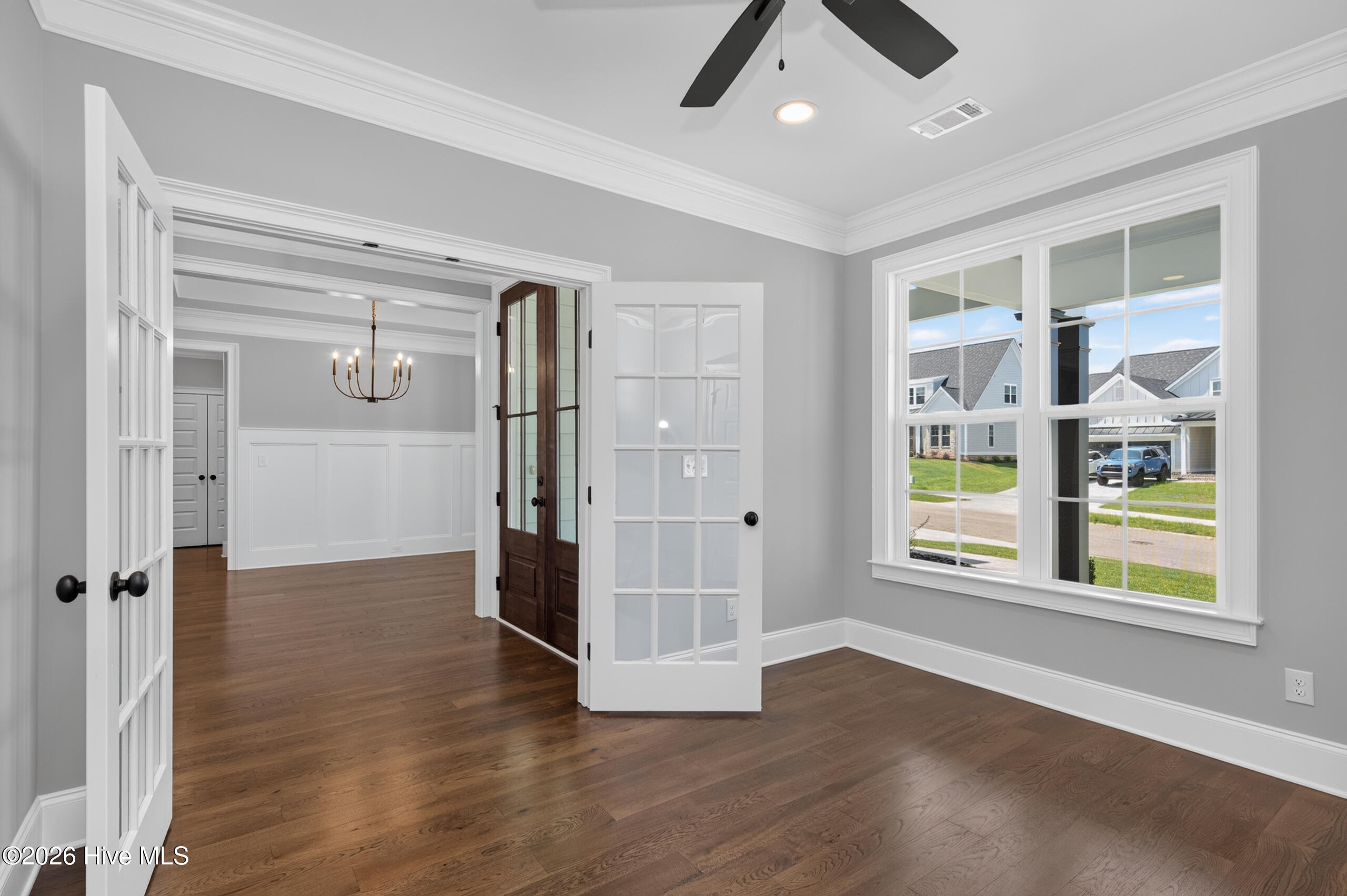 442 Woodlawn St.