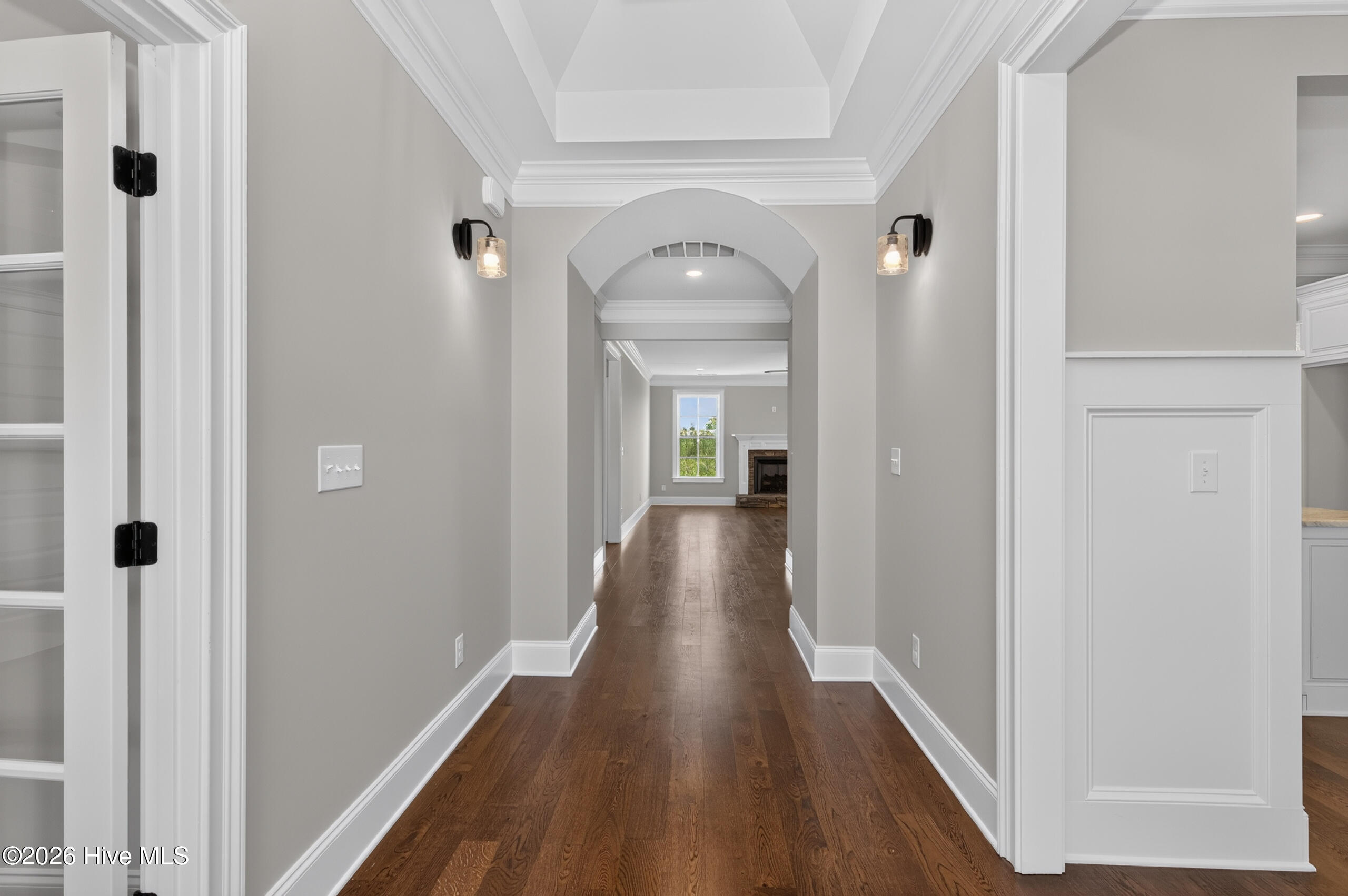 442 Woodlawn St.