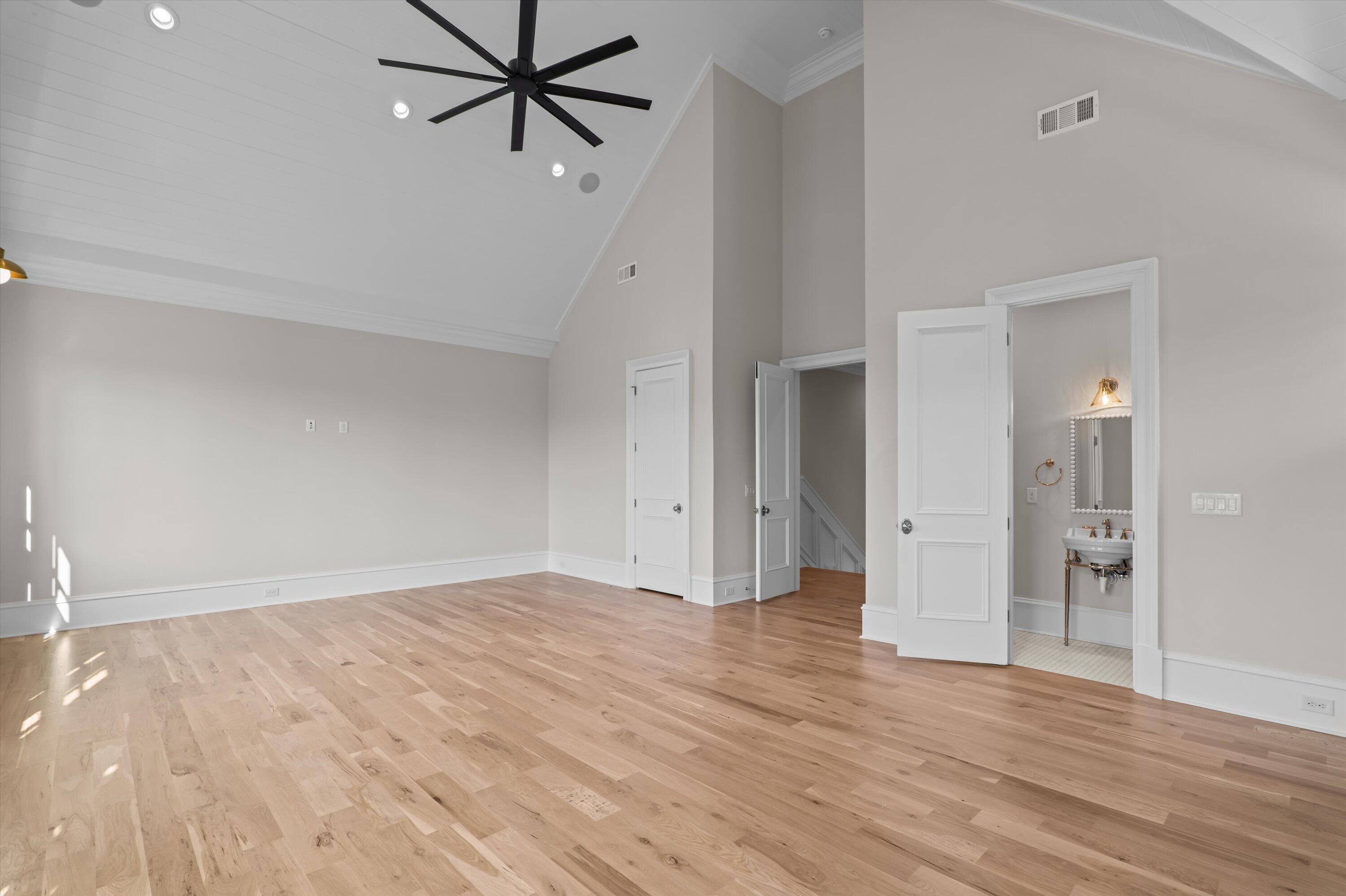 881 Audubon Way