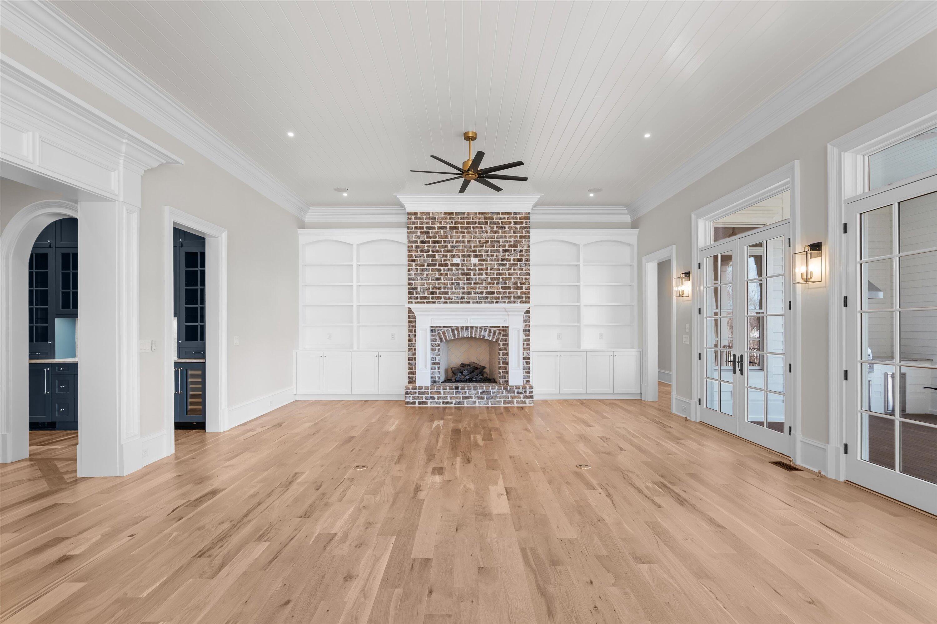 881 Audubon Way
