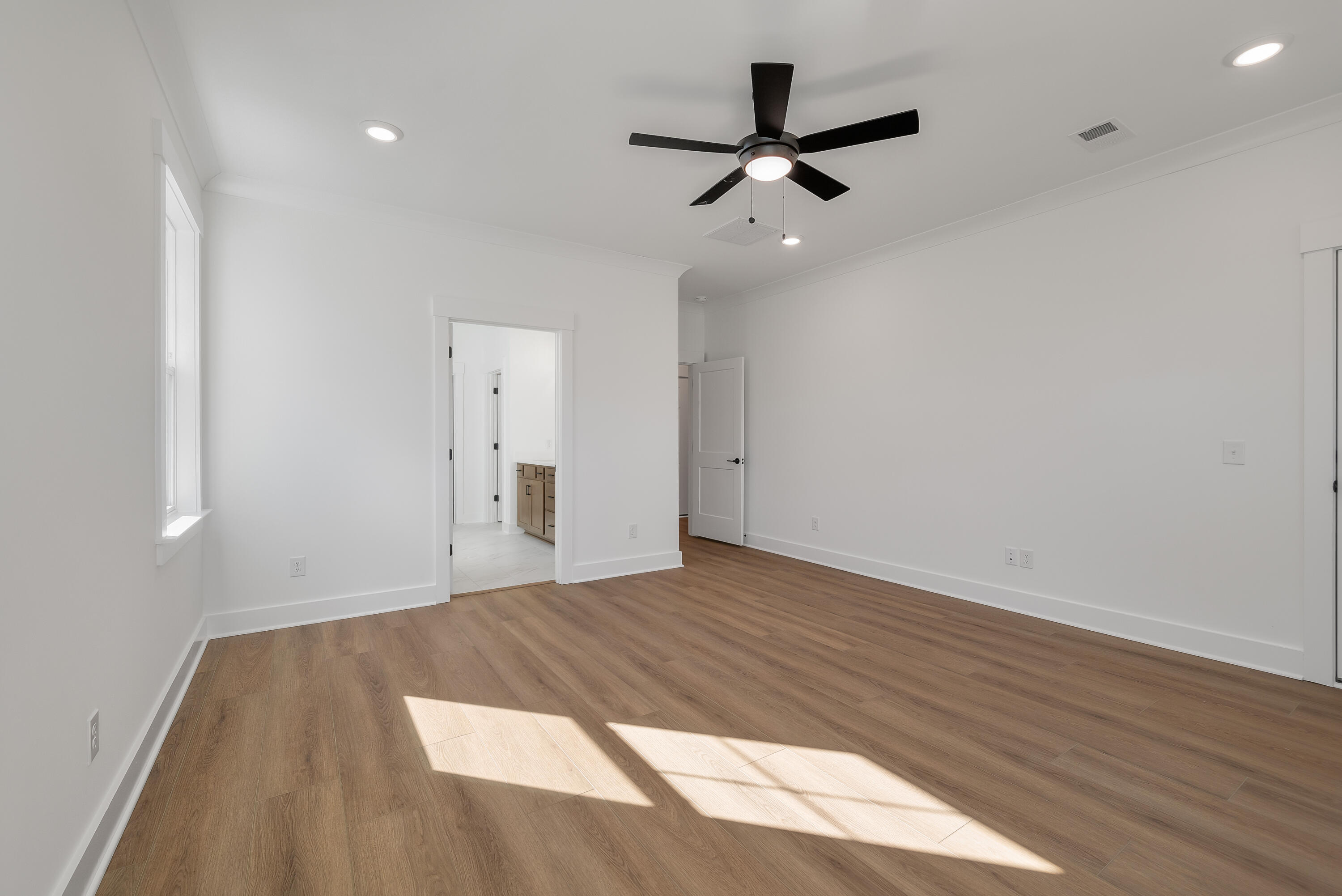 252 Devereux Drive 3001