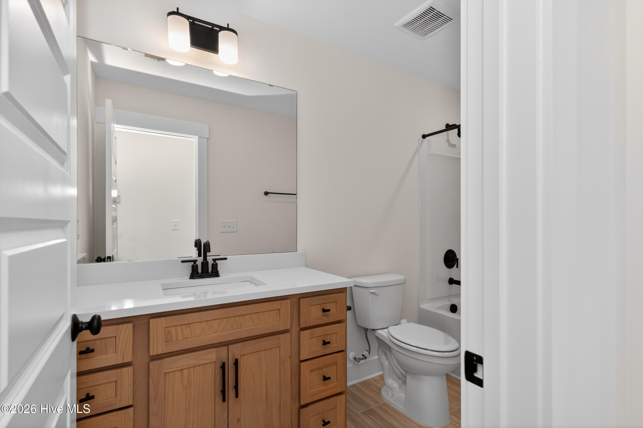 252 Devereux Drive 3001