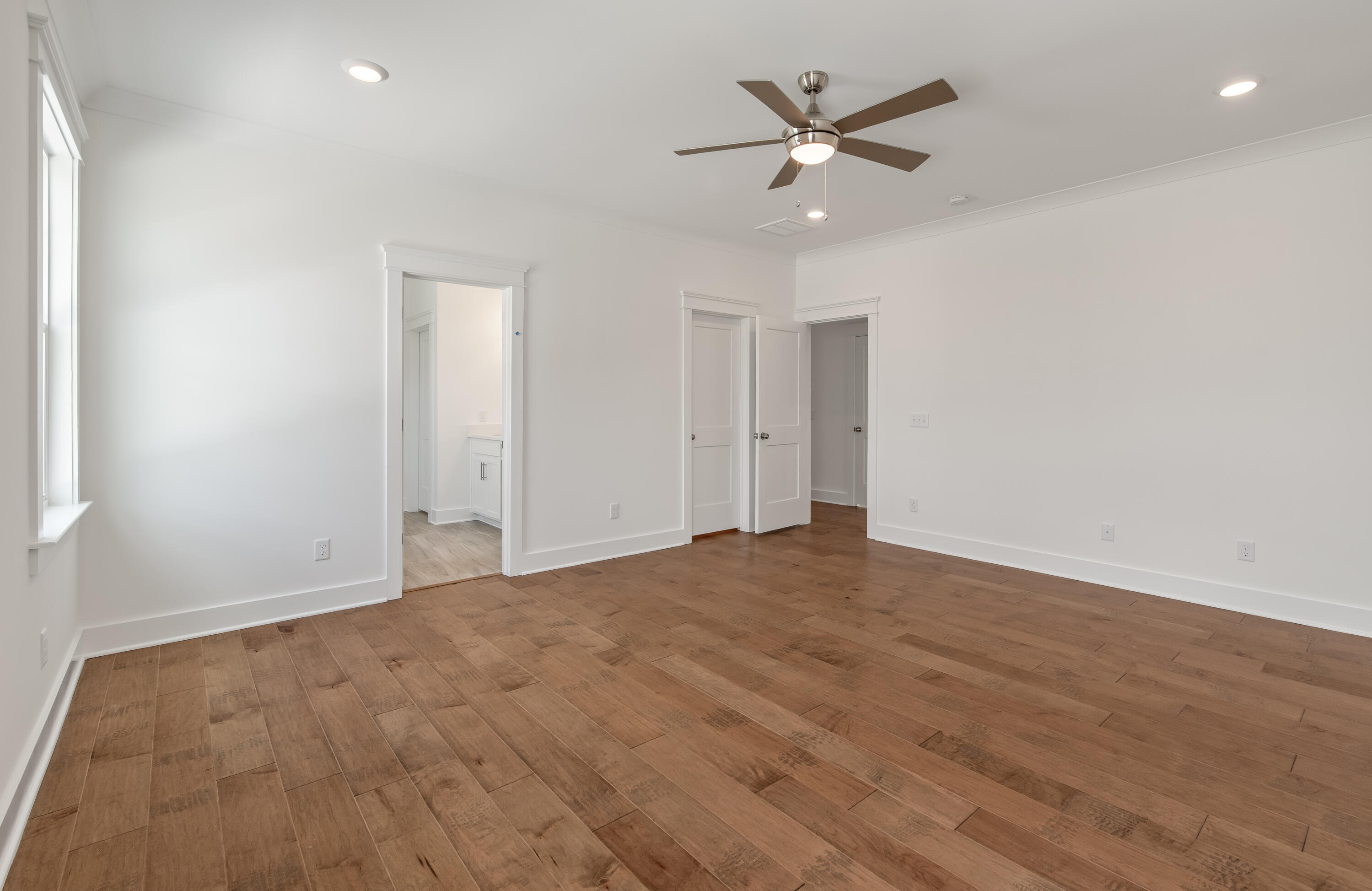 367 Pascalis Place 2003