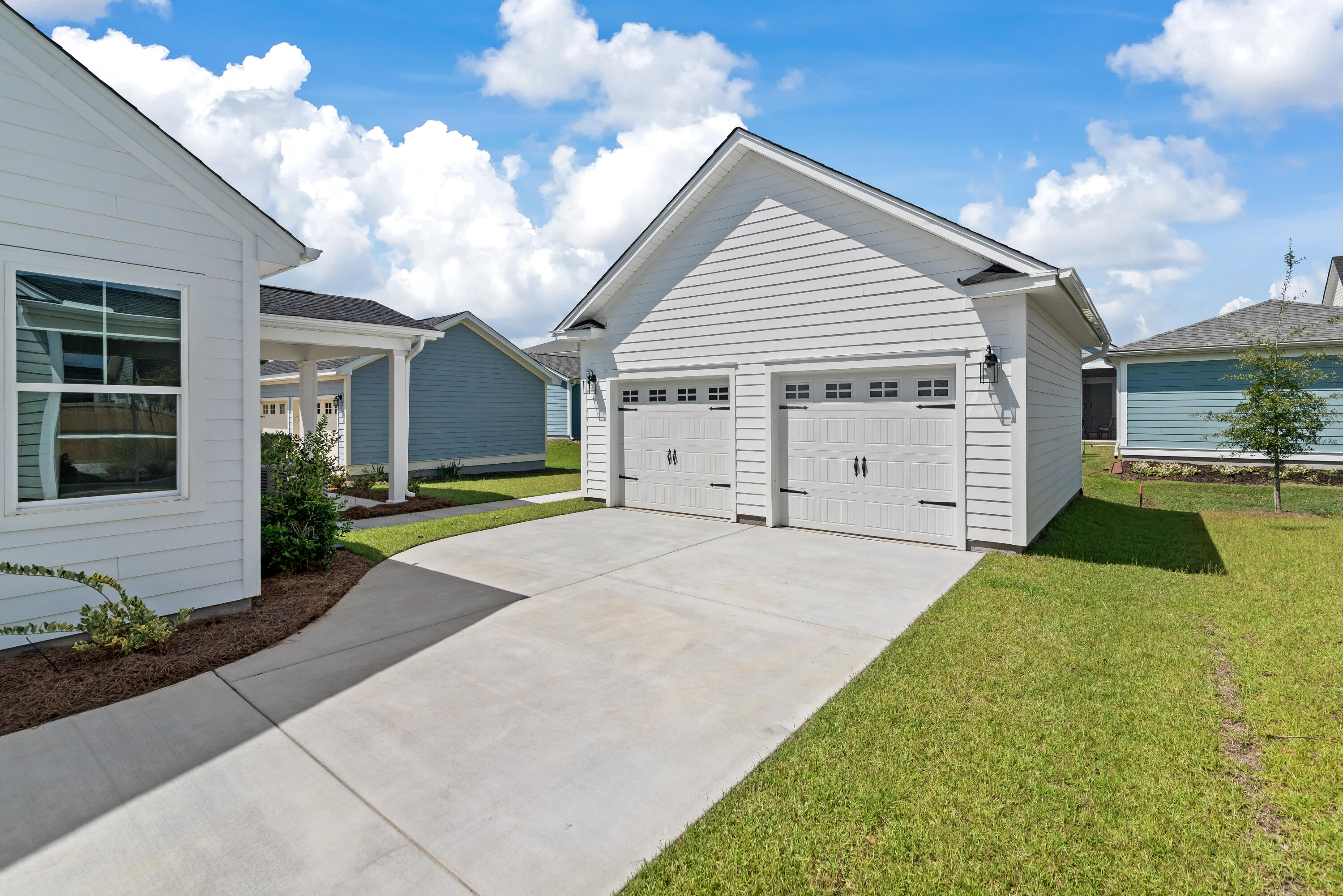 367 Pascalis Place 2003
