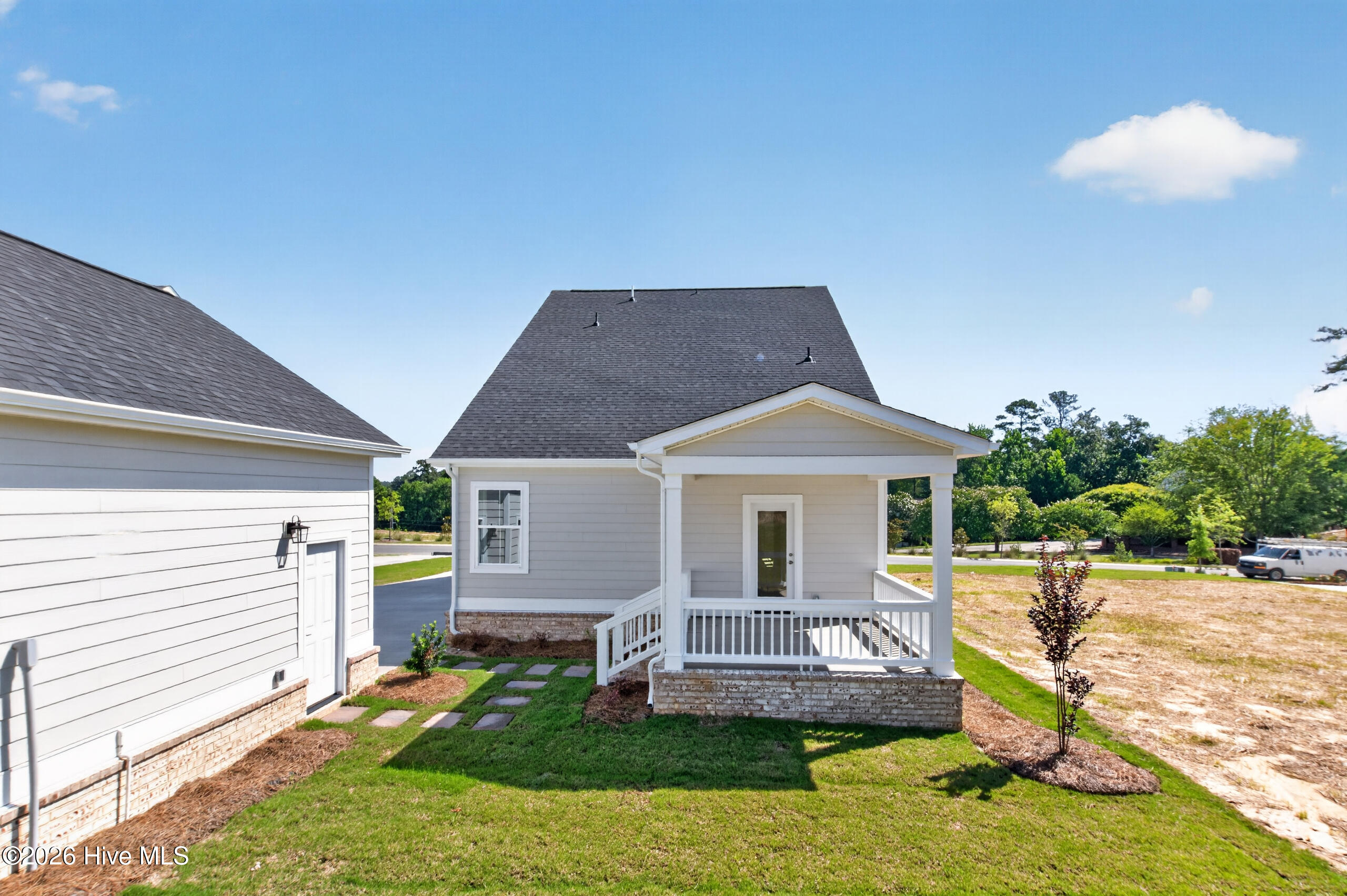 367 Pascalis Place 2003