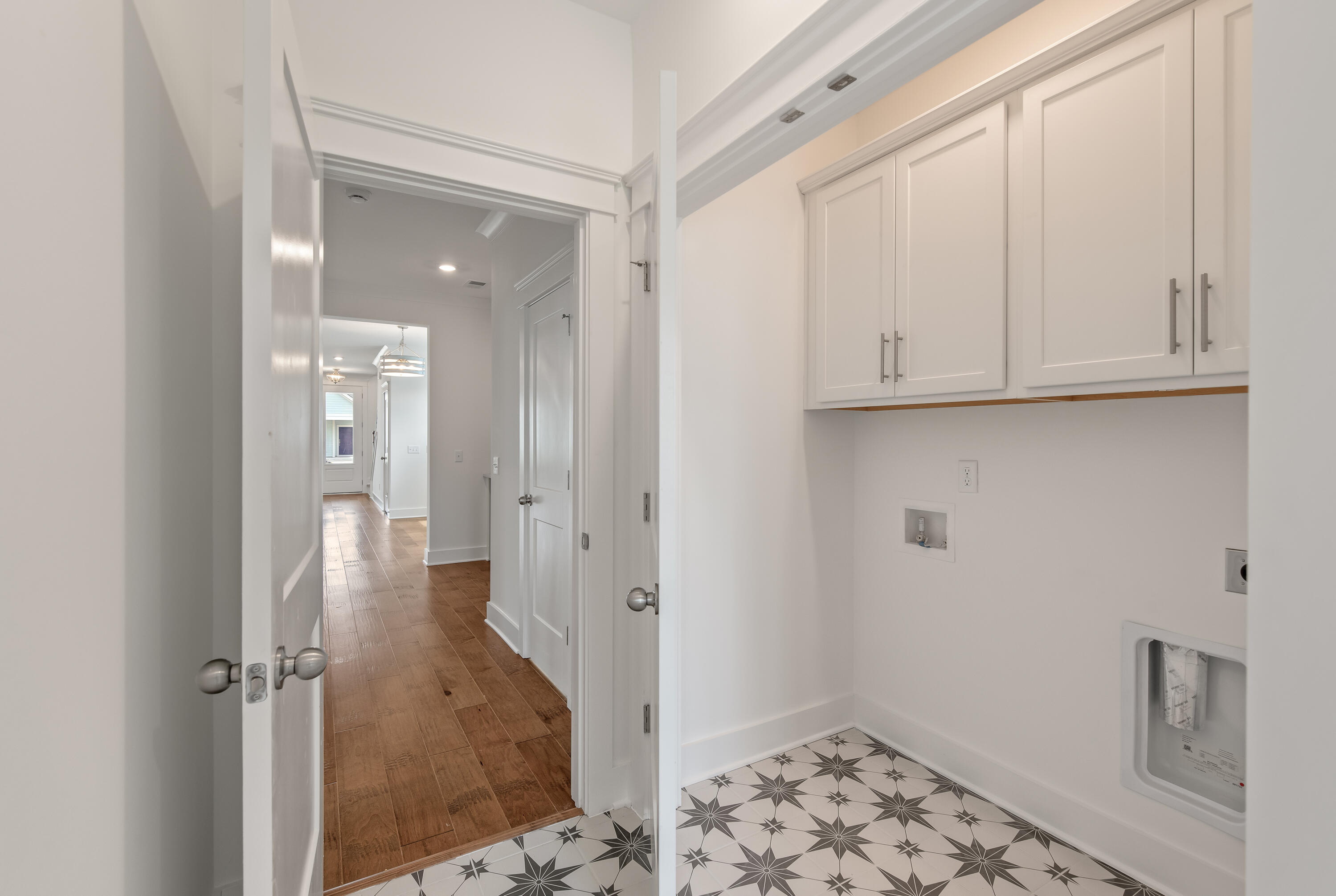 367 Pascalis Place 2003