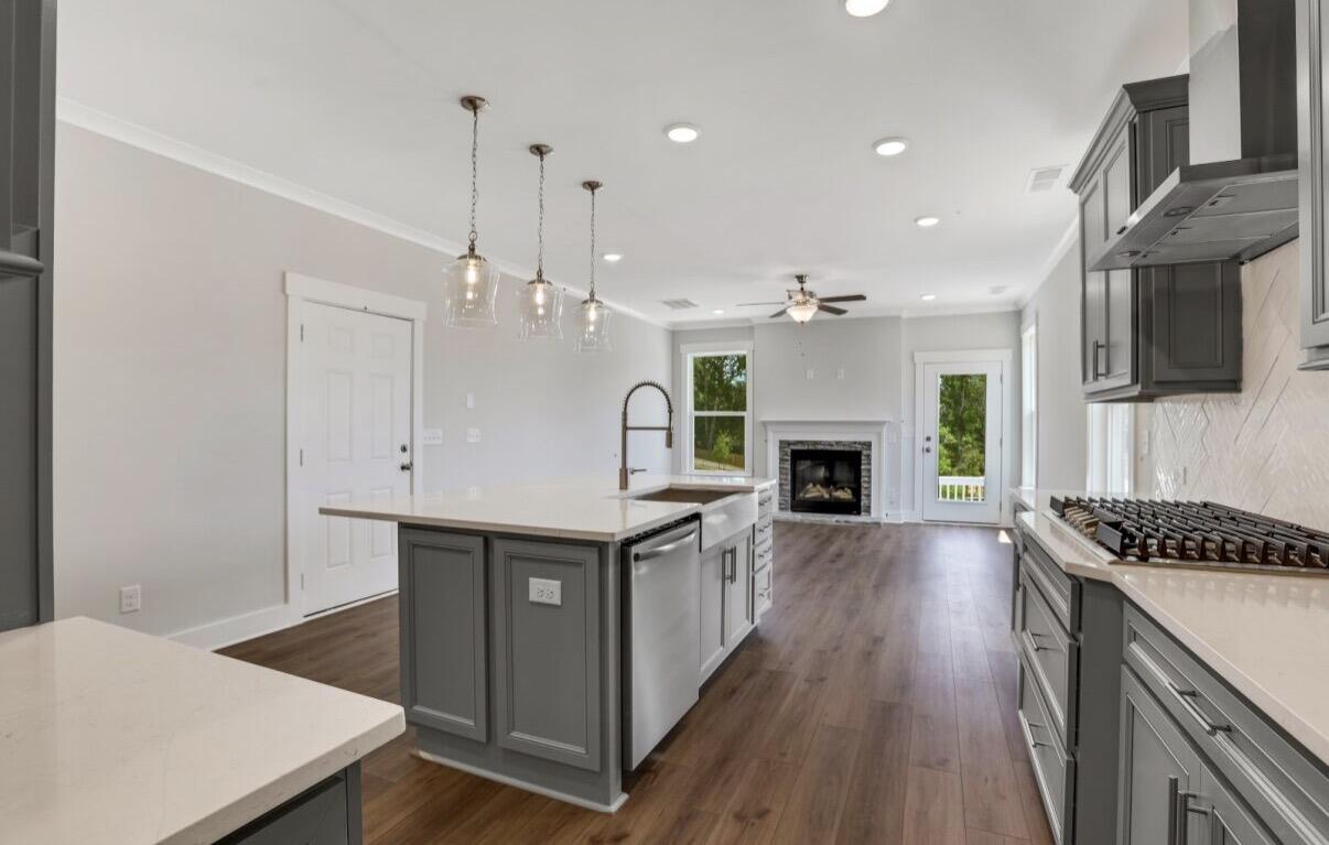 263 Devereux Drive 4001
