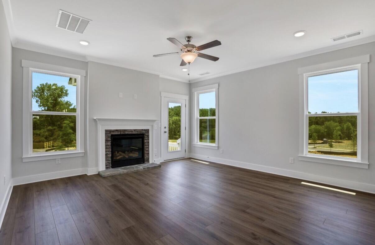 263 Devereux Drive 4001