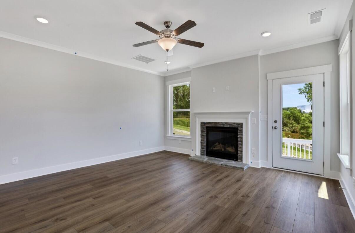 263 Devereux Drive 4001