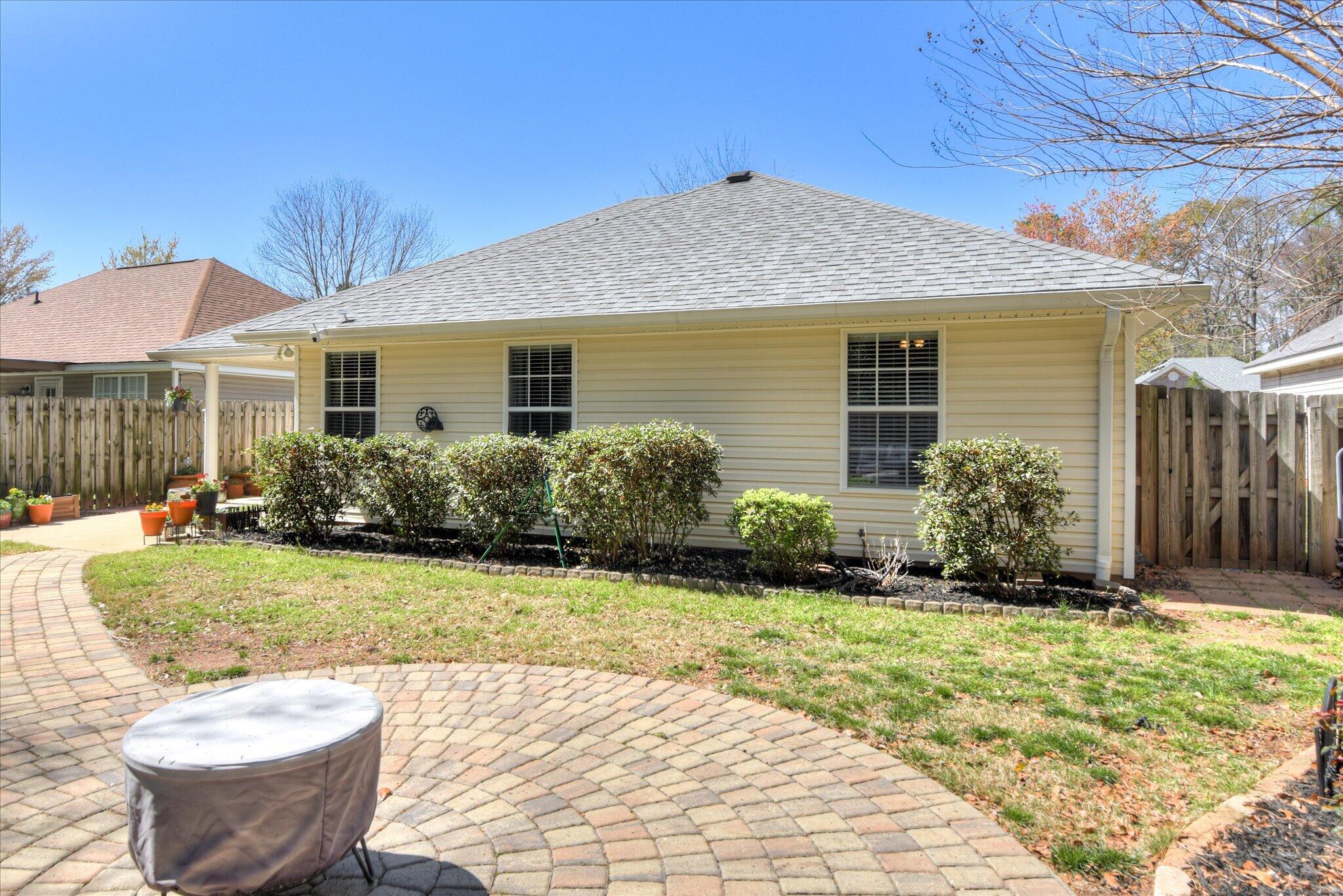 153 Oakland Drive