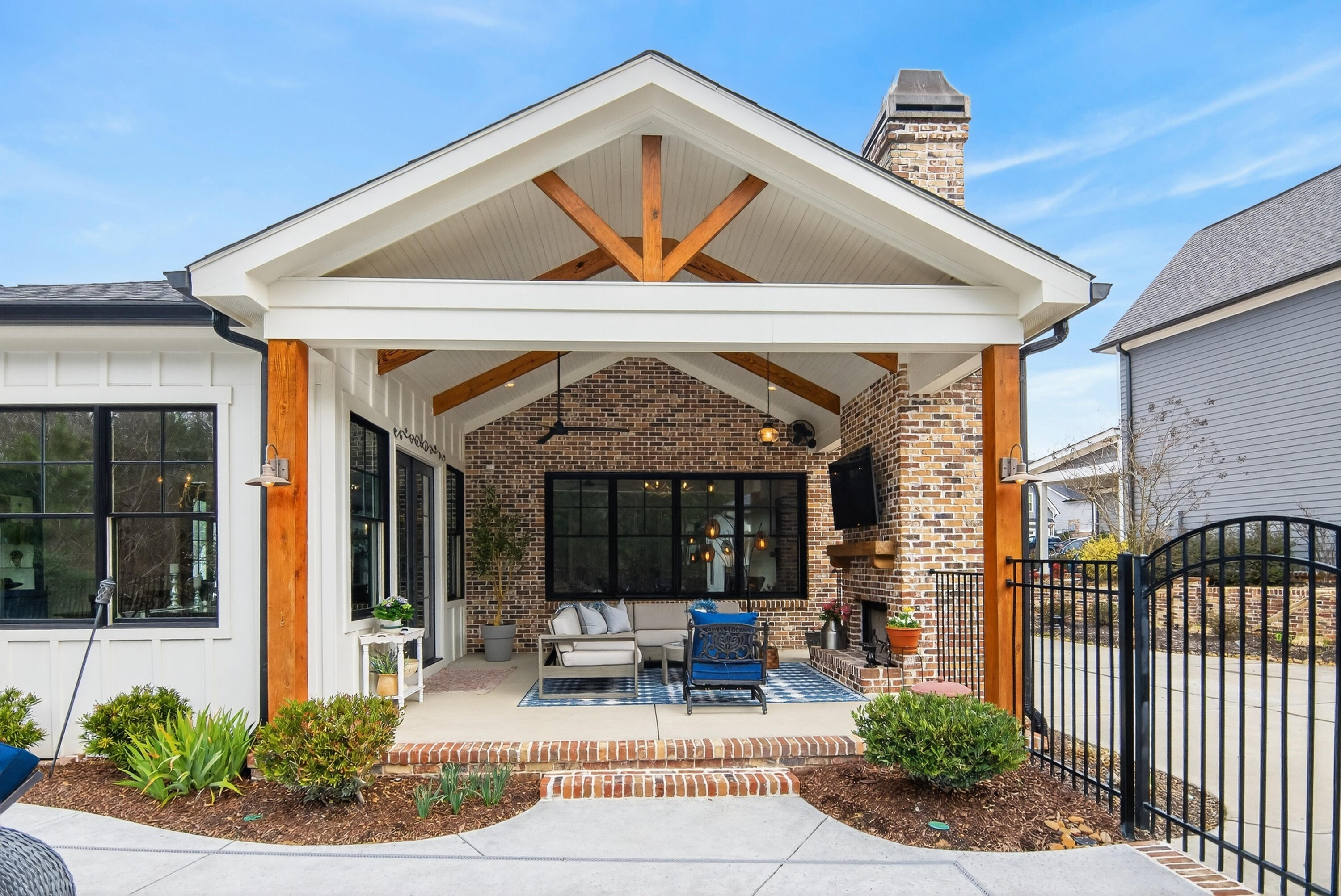5207 Teal Lane