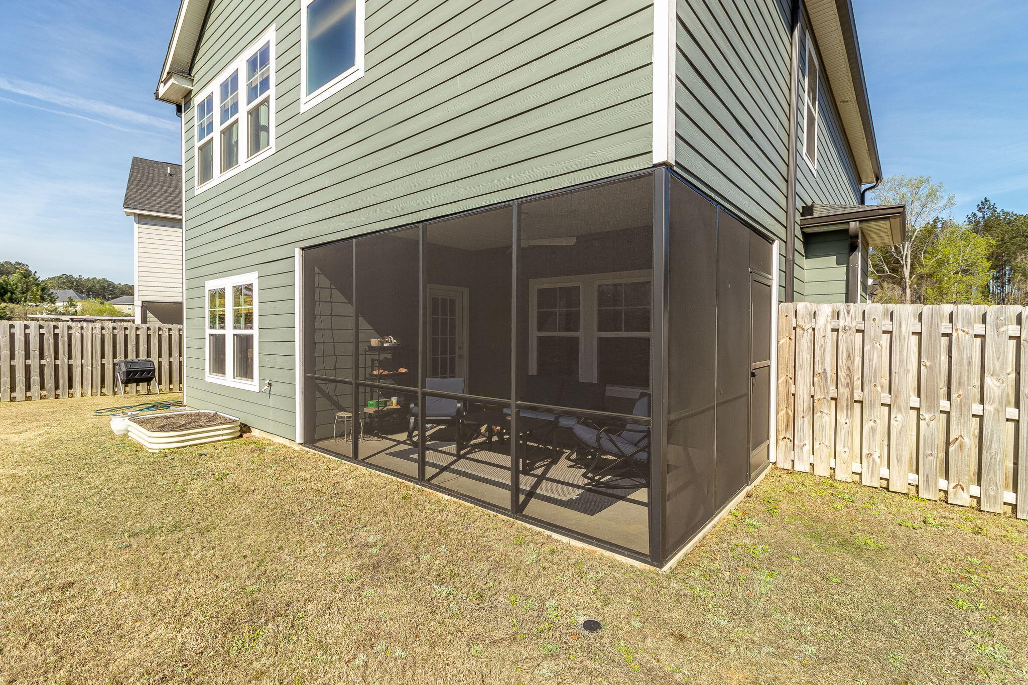 943 Linsmore Avenue
