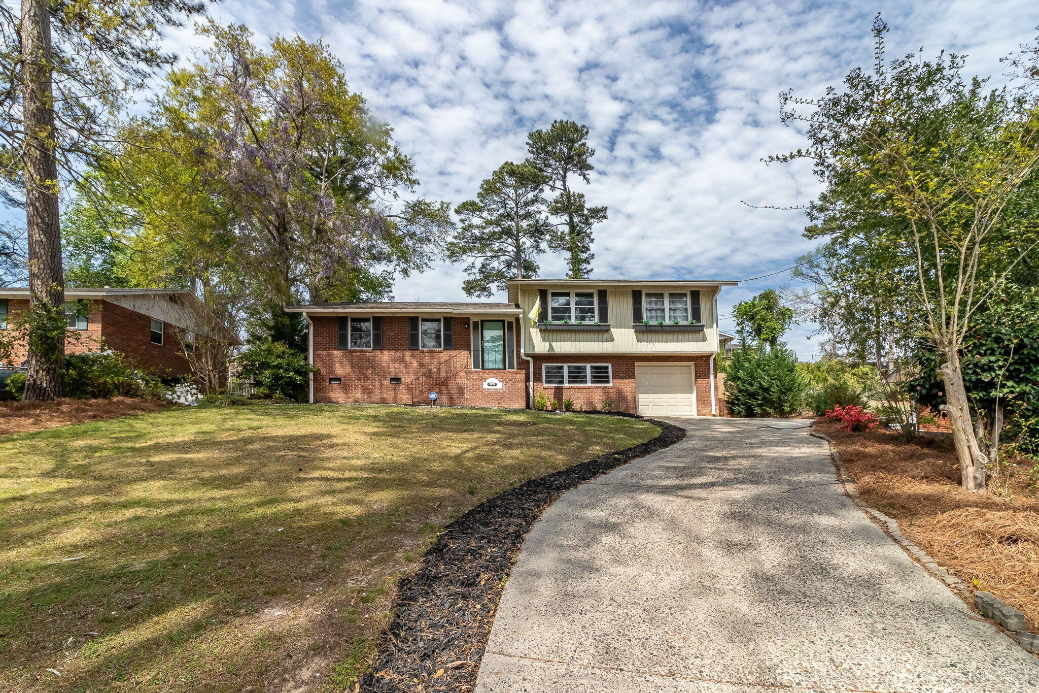 2211 Mura Drive