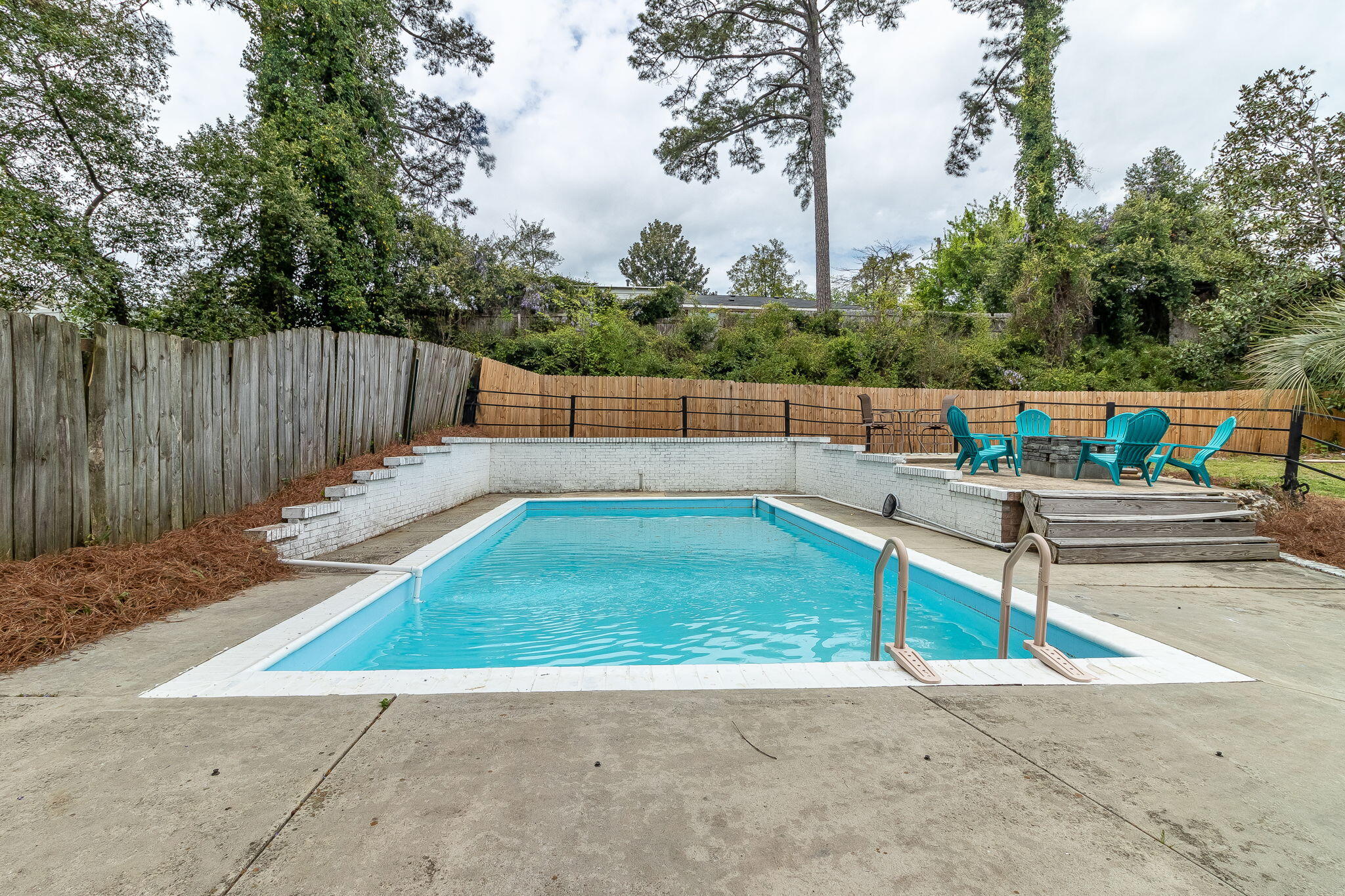 2211 Mura Drive