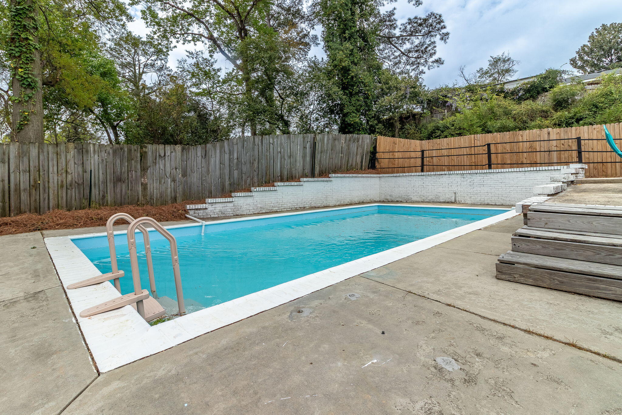 2211 Mura Drive