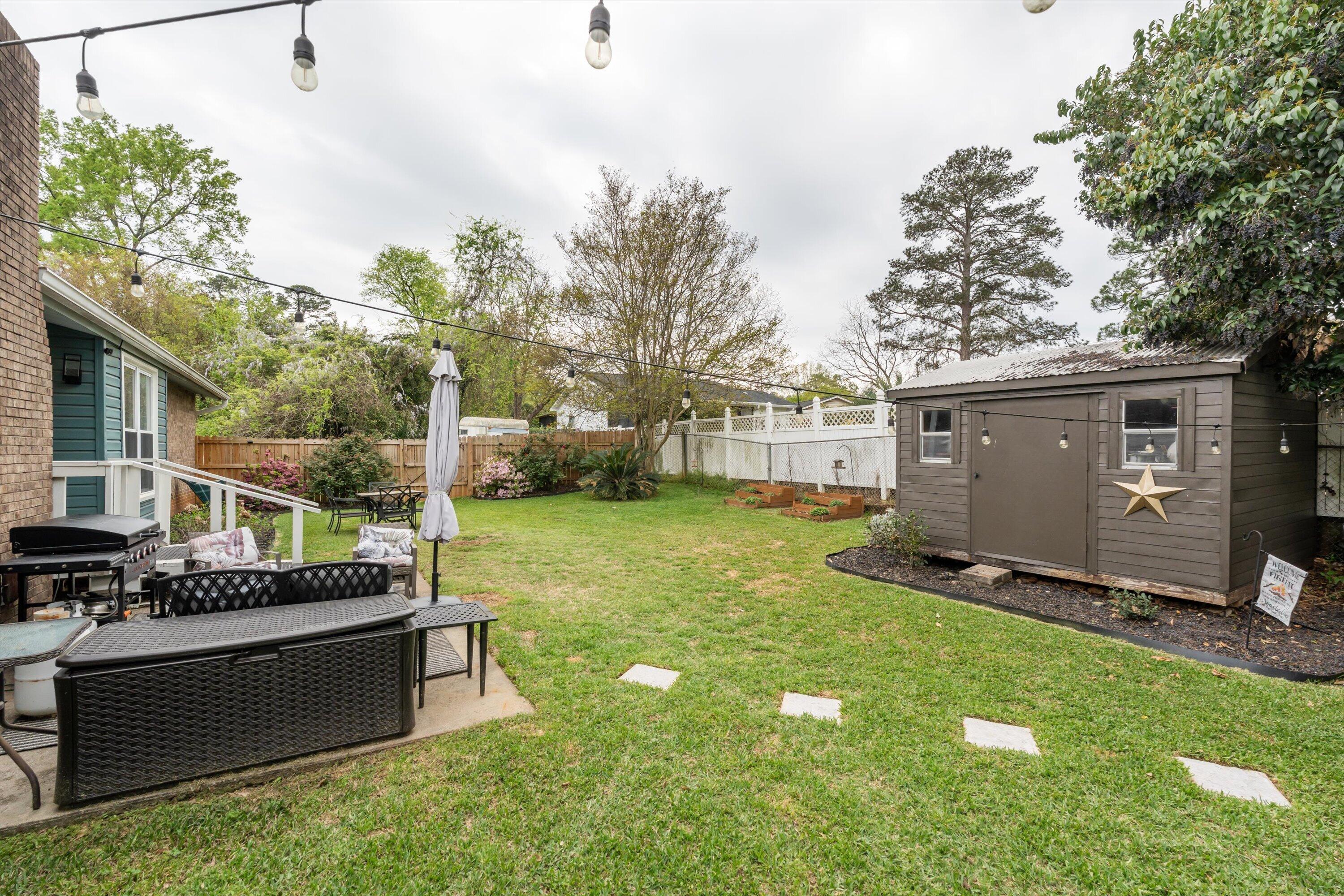 2518 E Springwood Court