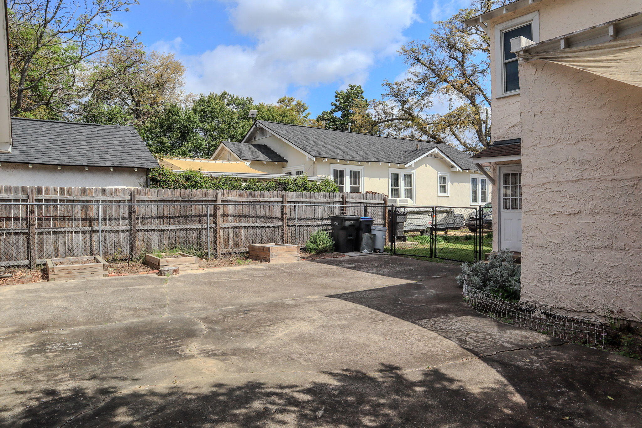 1517 Johns Road