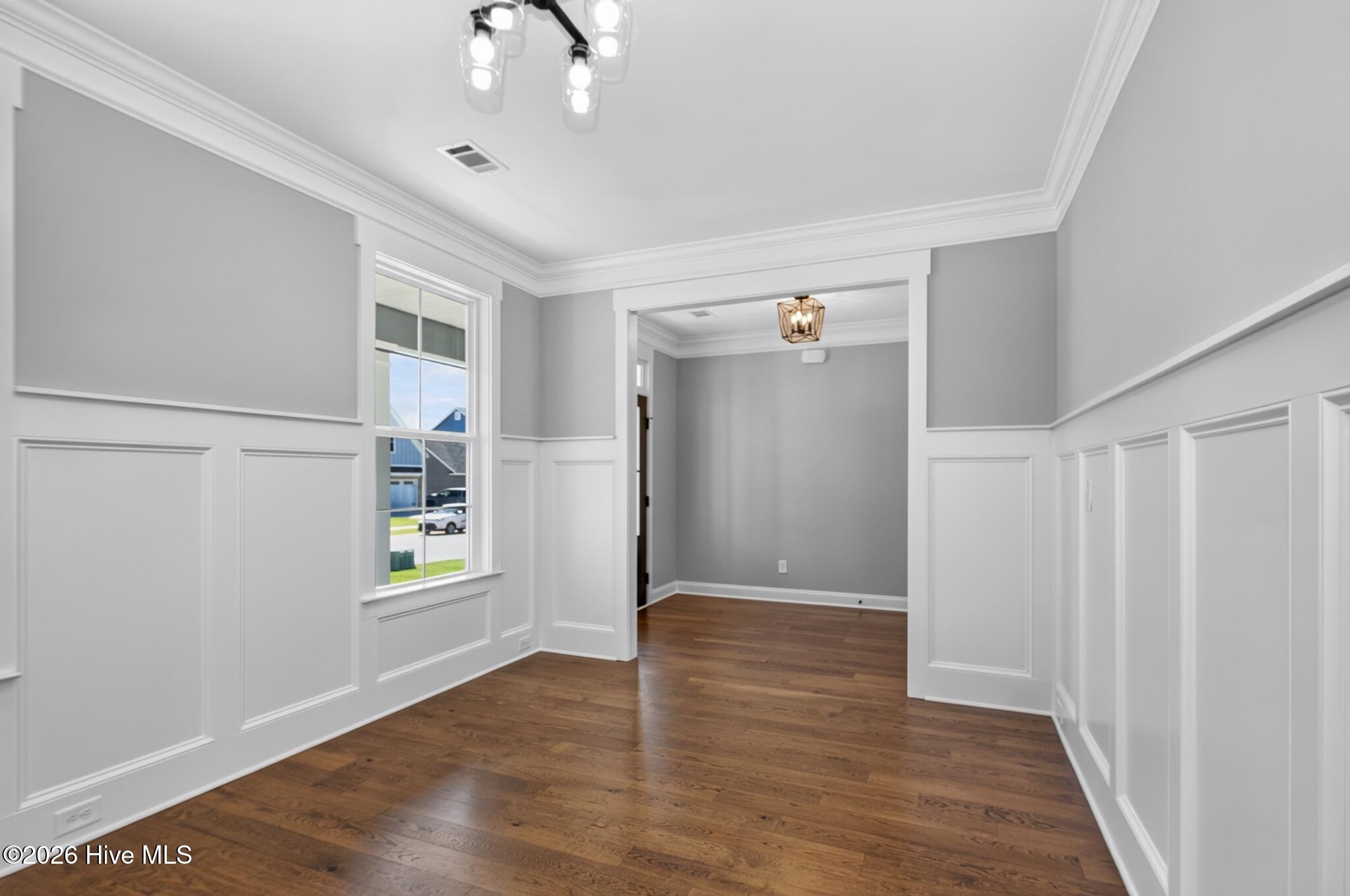 3127 Rosewood Drive