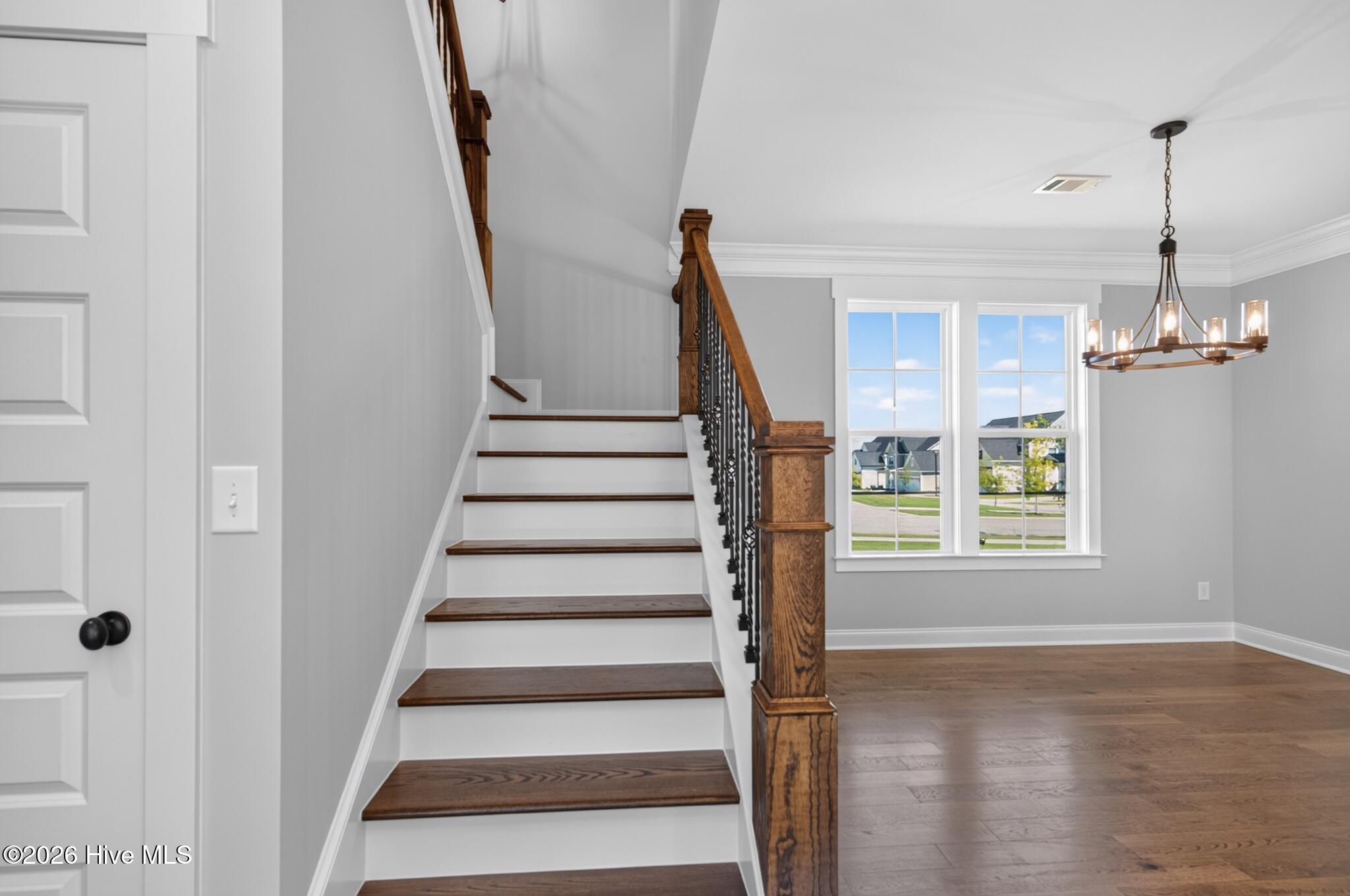3127 Rosewood Drive