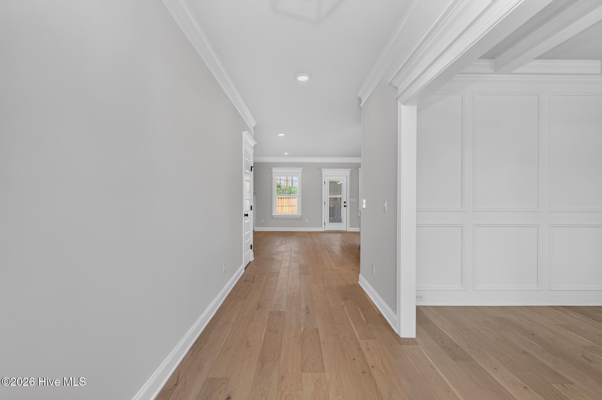 437 Woodlawn Street