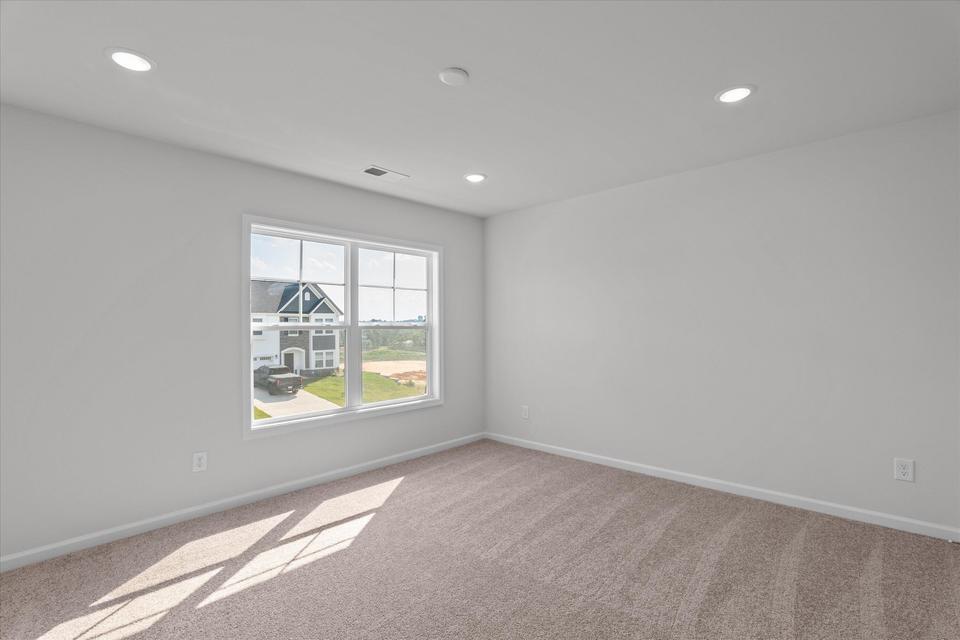 3630 NW Tanbark Oak Lane