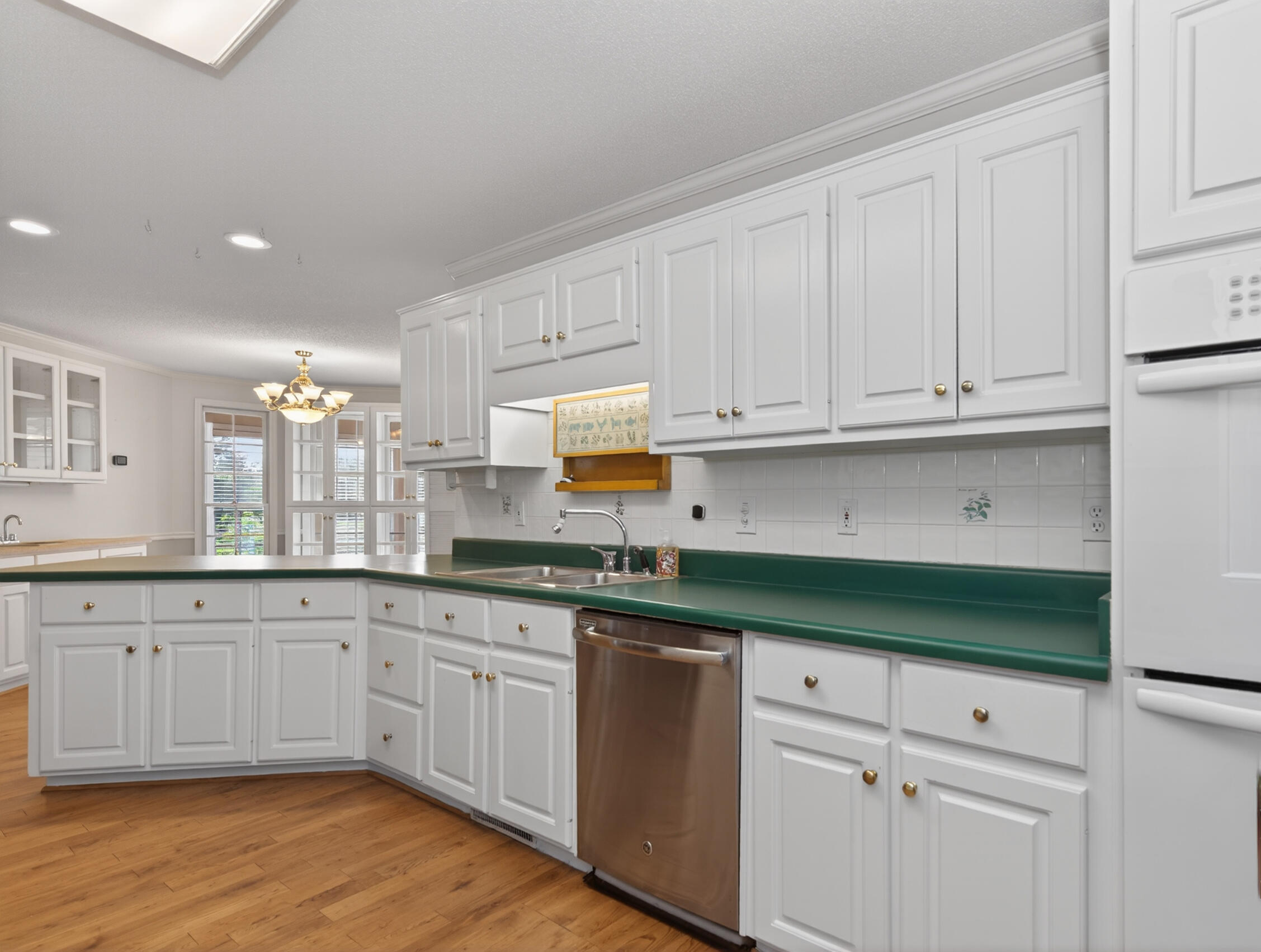 203 Canterbury Drive