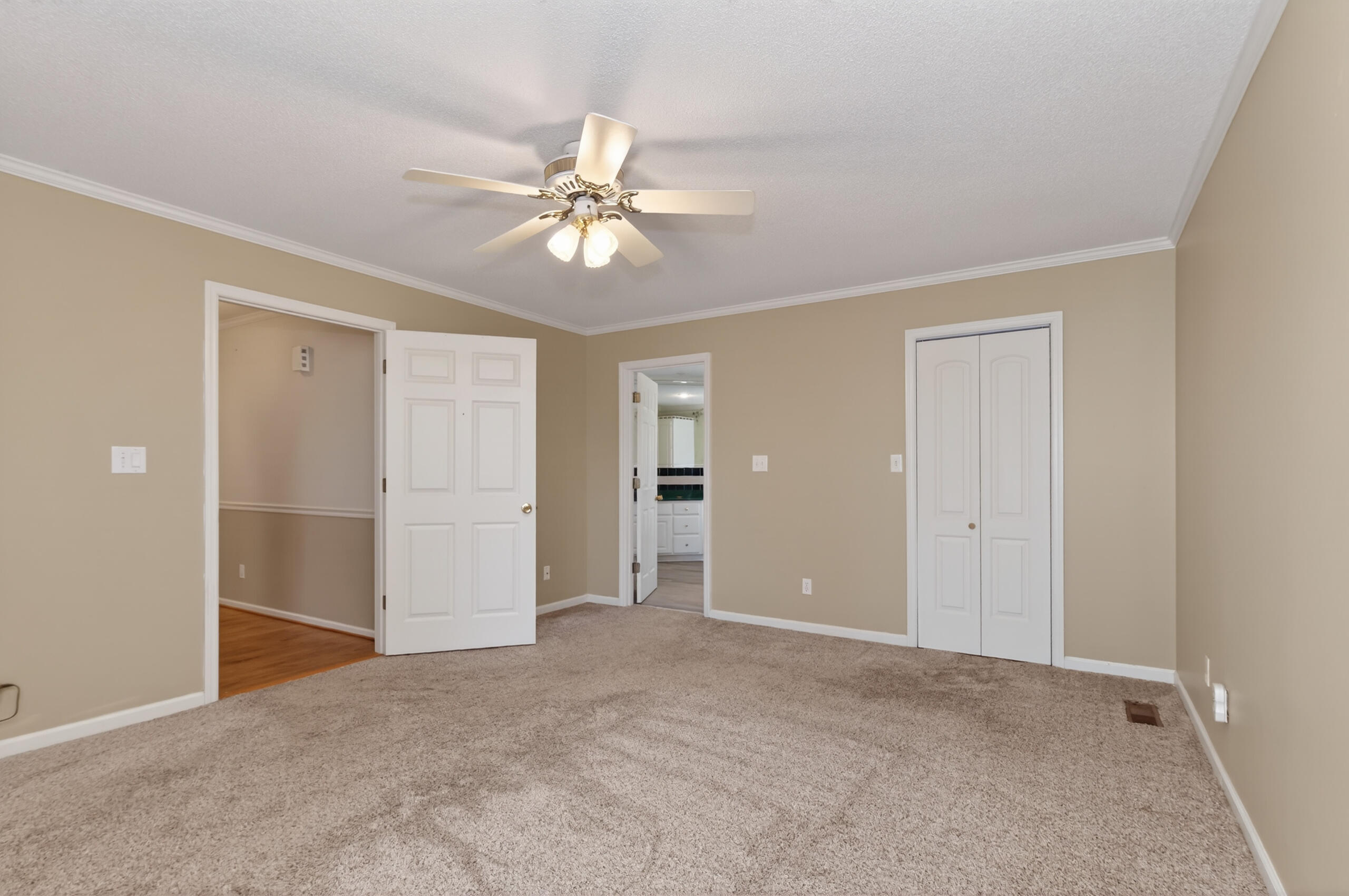 203 Canterbury Drive