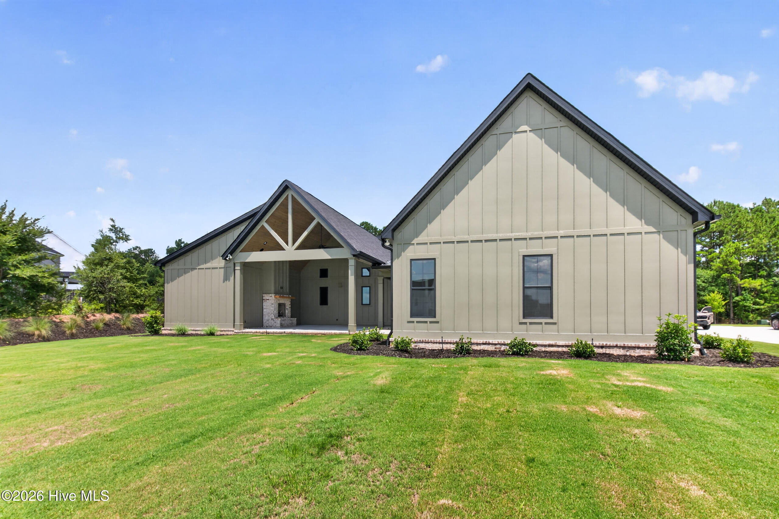 2563 William Few Parkway