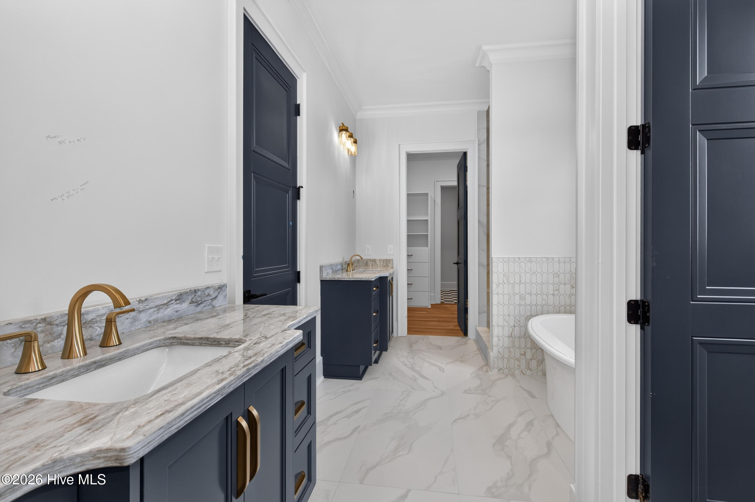 2563 William Few Parkway