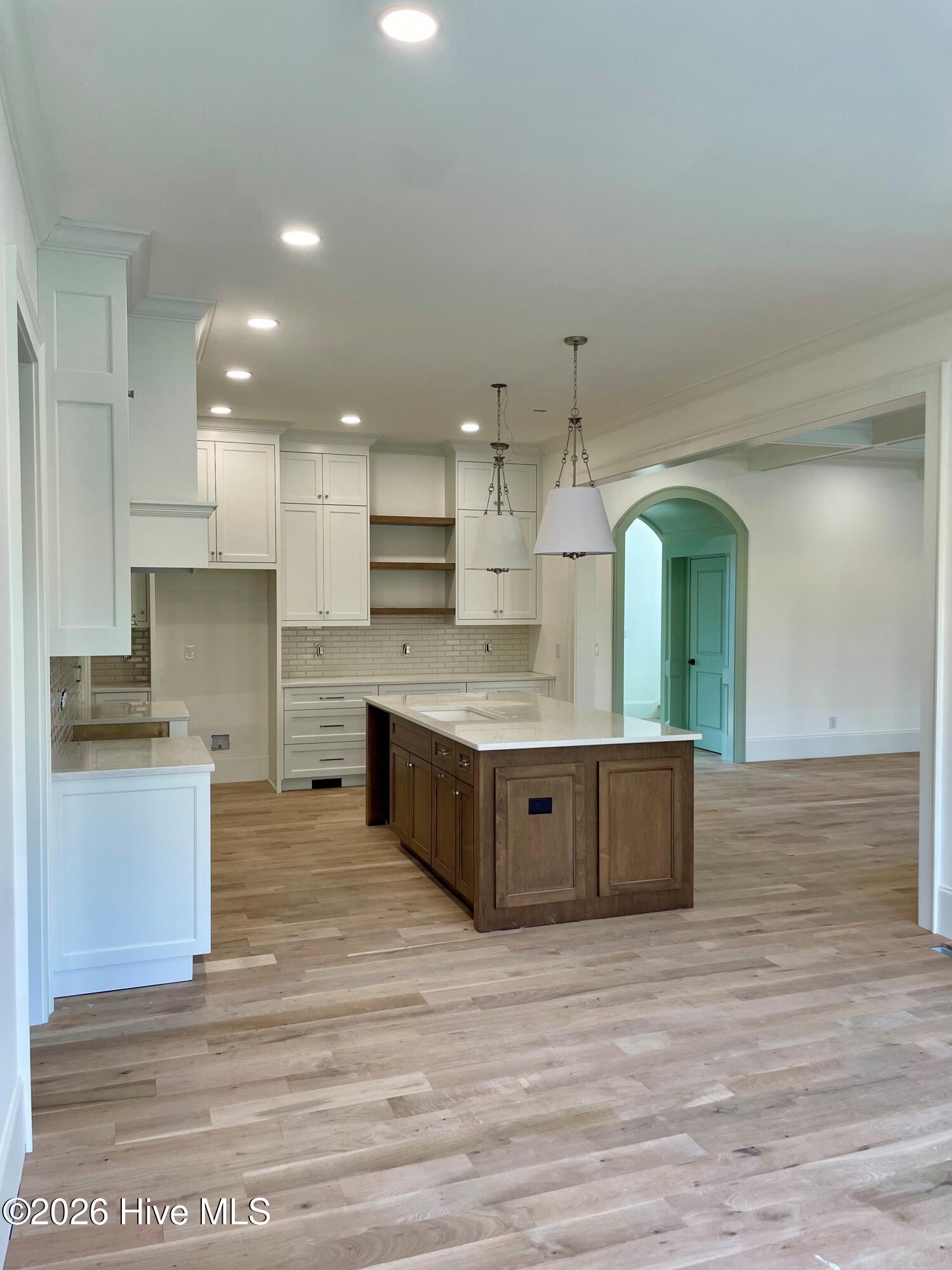880 Audubon Way
