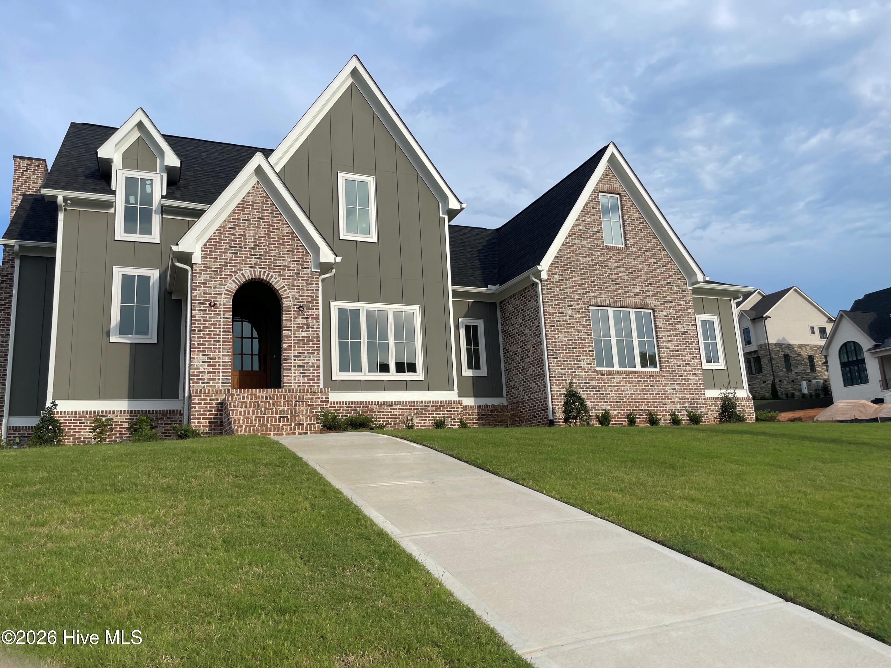 880 Audubon Way