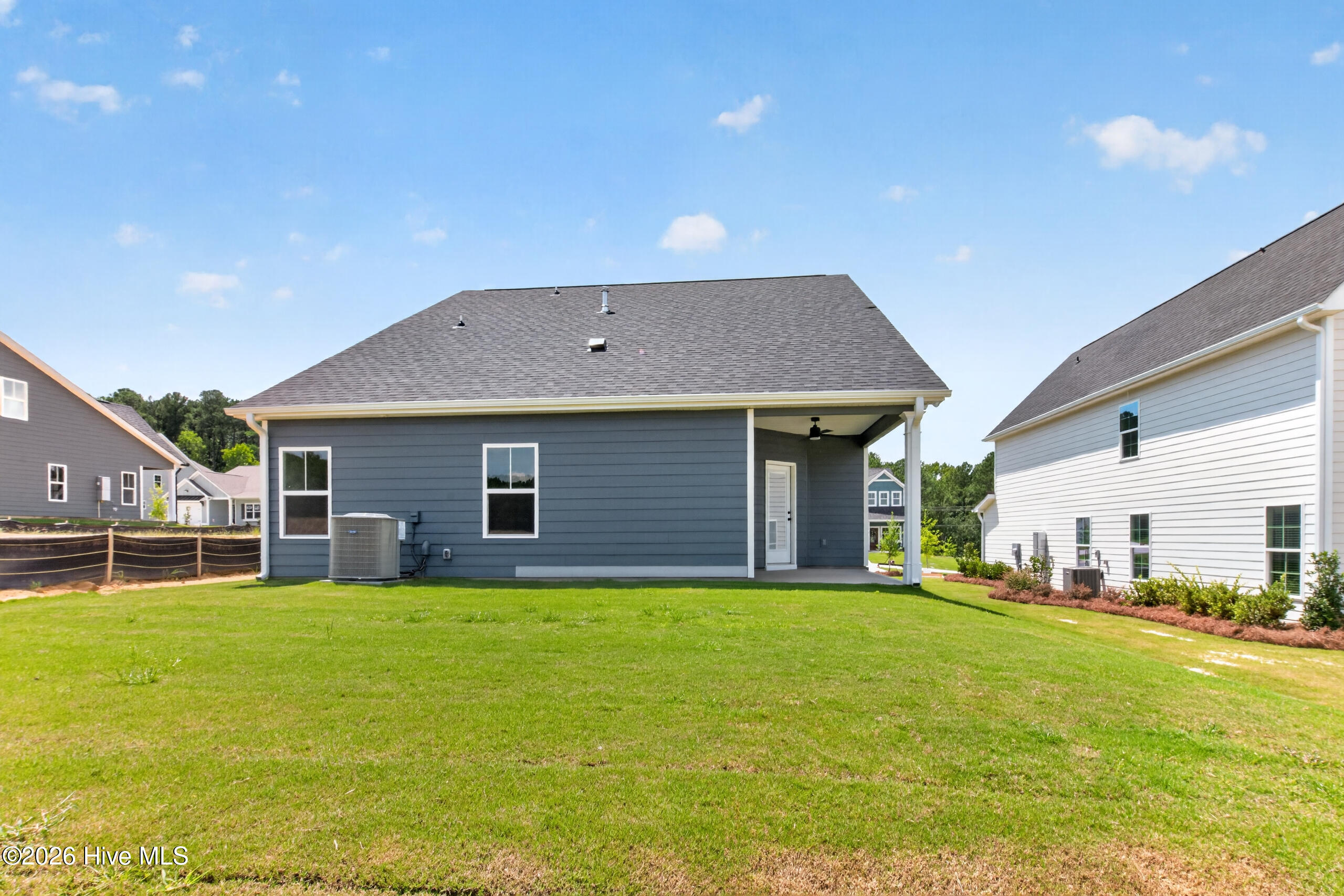 549 Pherson Street L61