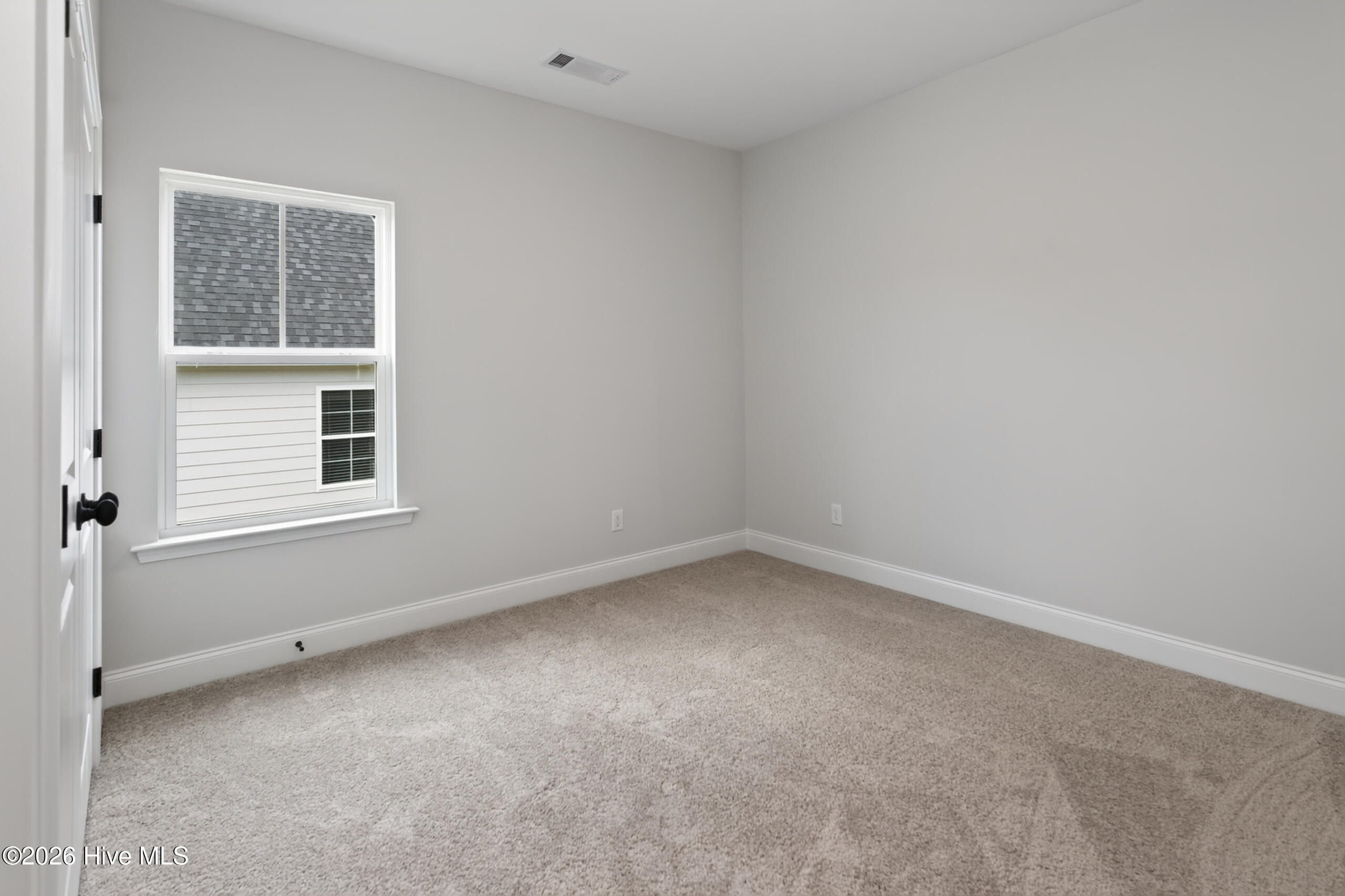 549 Pherson Street L61