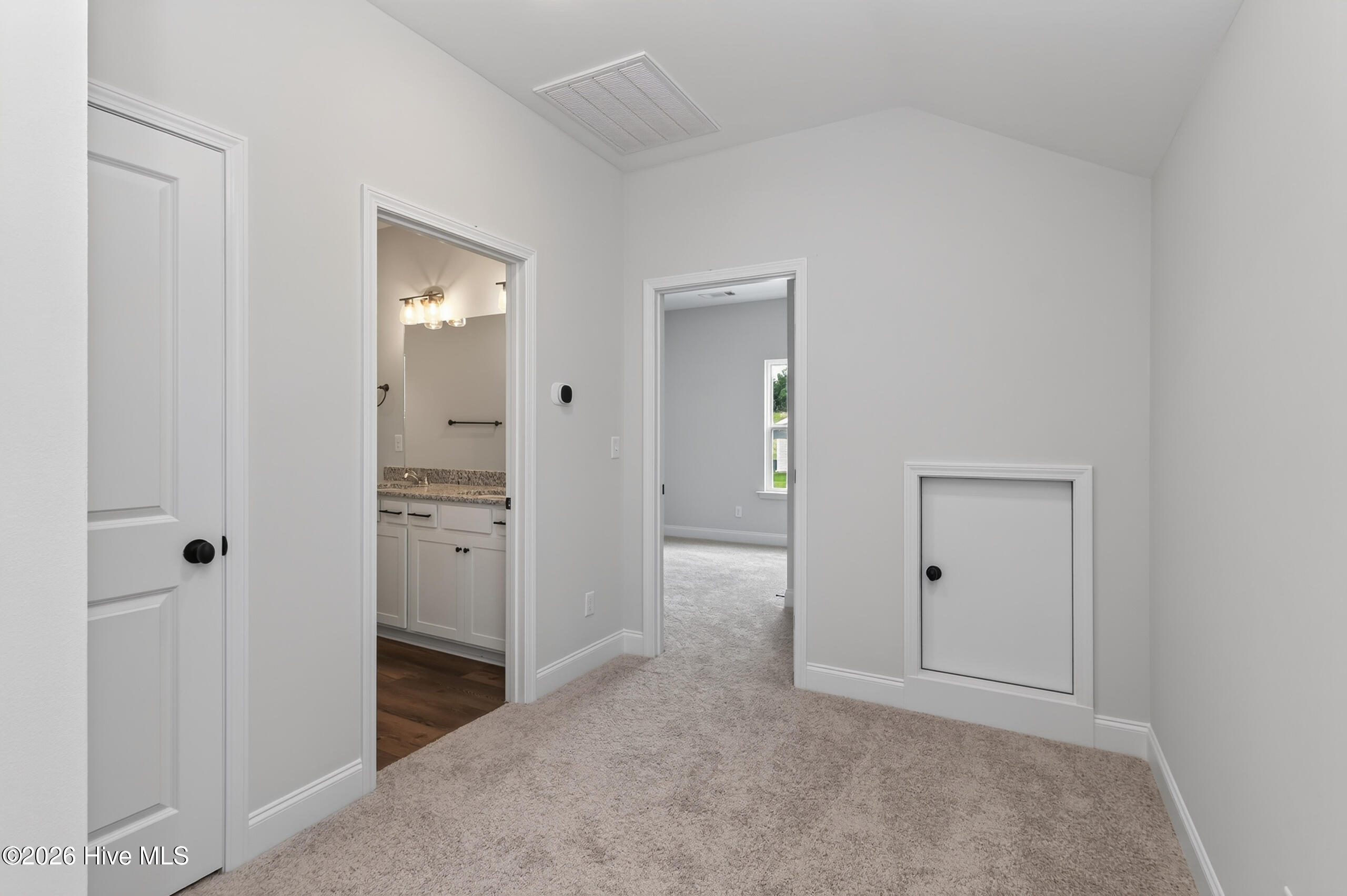 549 Pherson Street L61