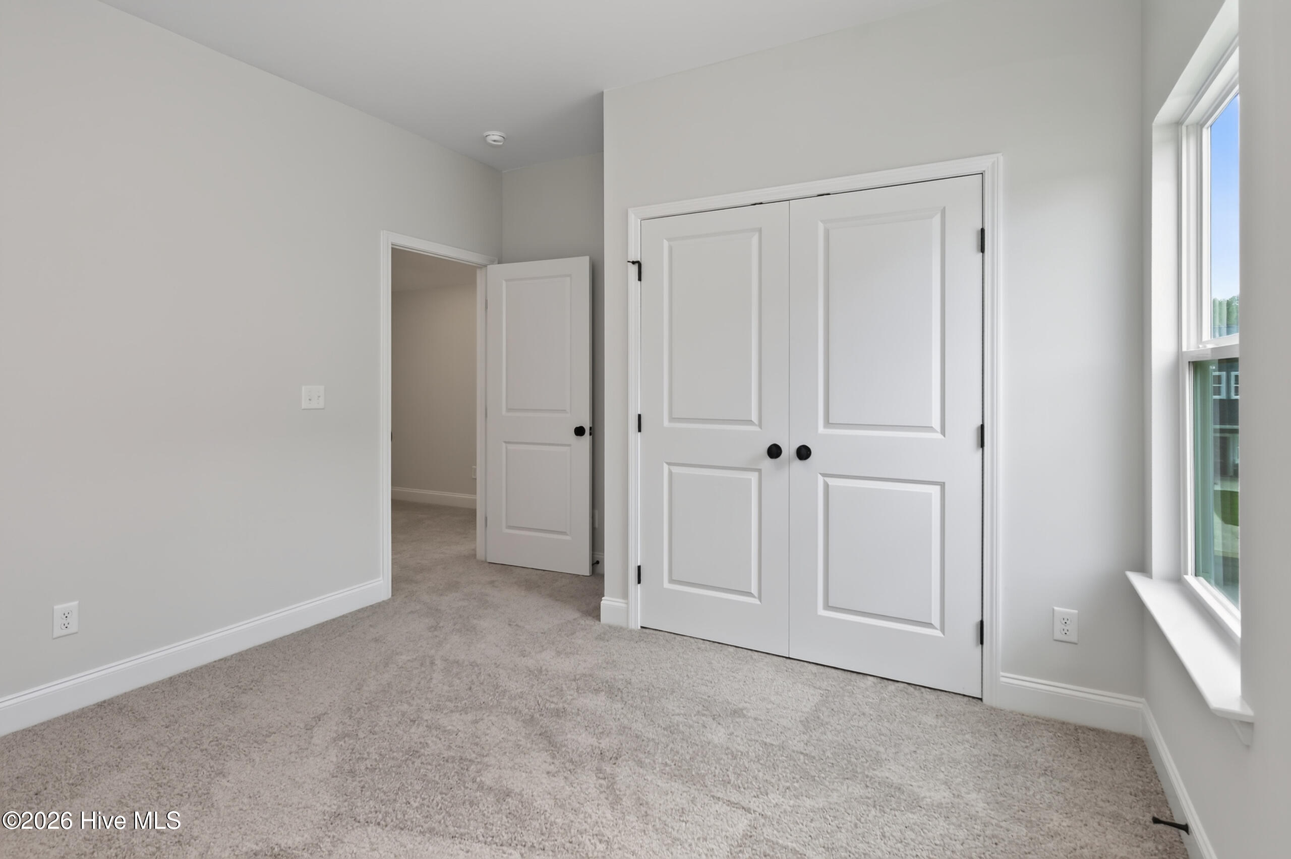 549 Pherson Street L61