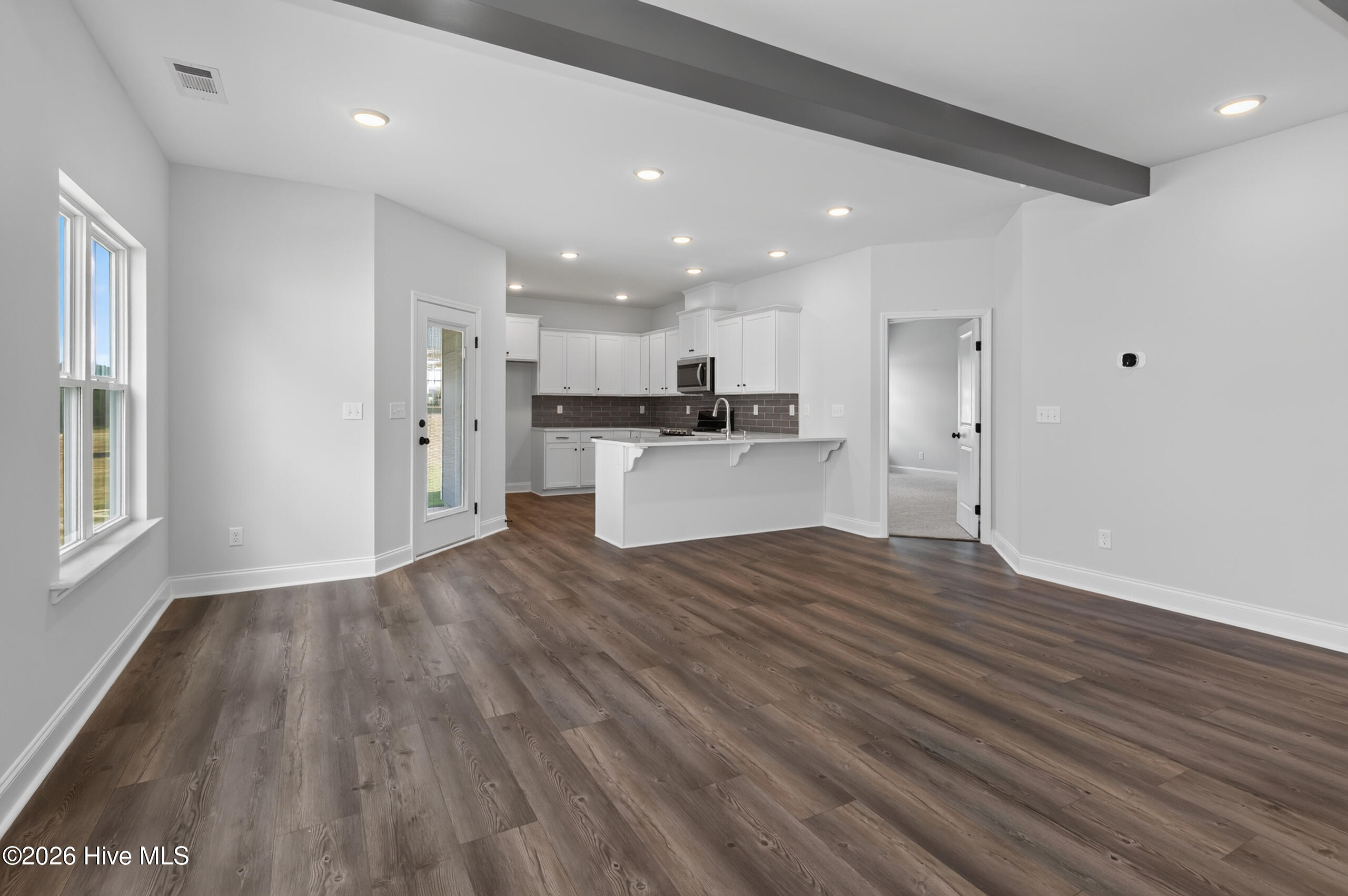 549 Pherson Street L61