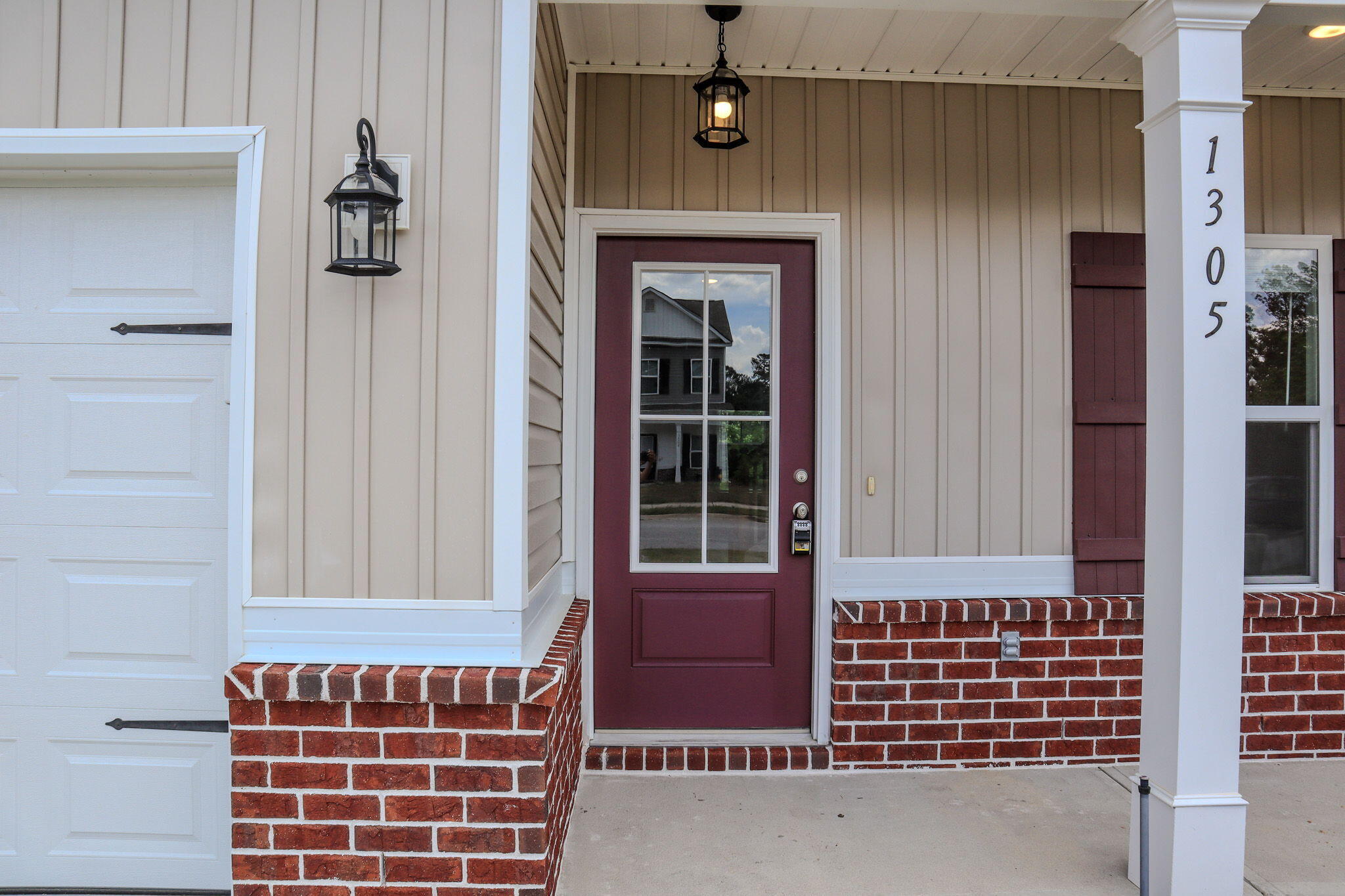 1305 Batchelor Court