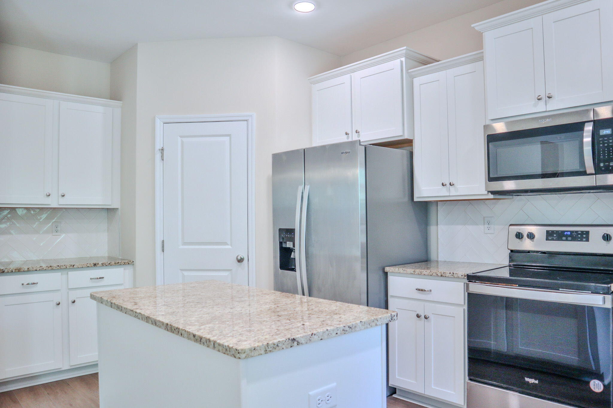 1305 Batchelor Court