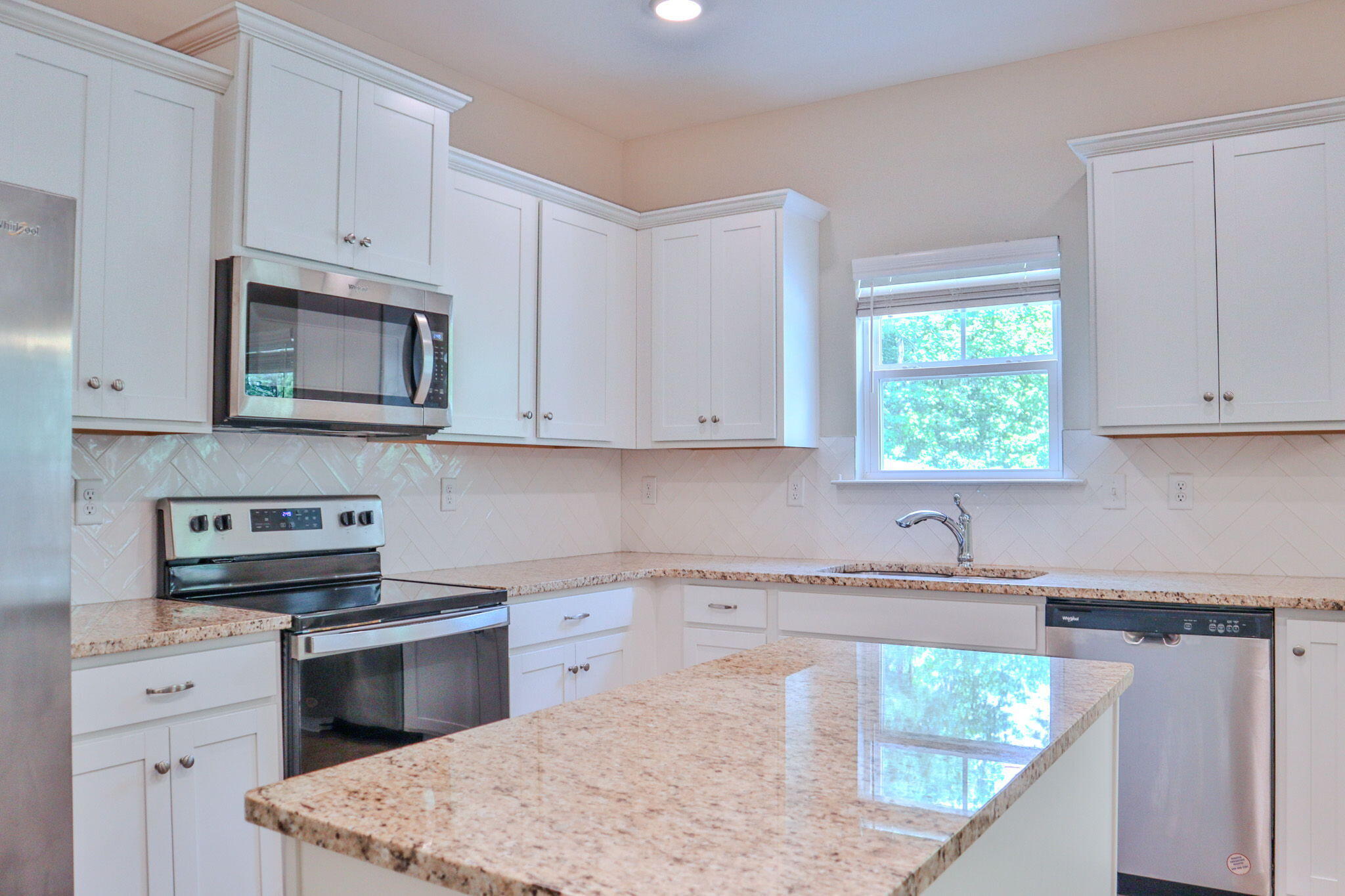 1305 Batchelor Court