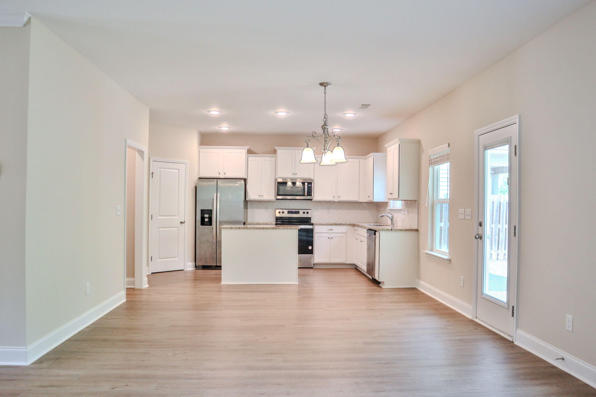 1305 Batchelor Court