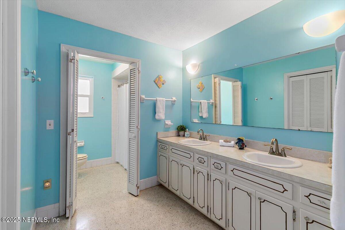 2327 CHERYL Drive