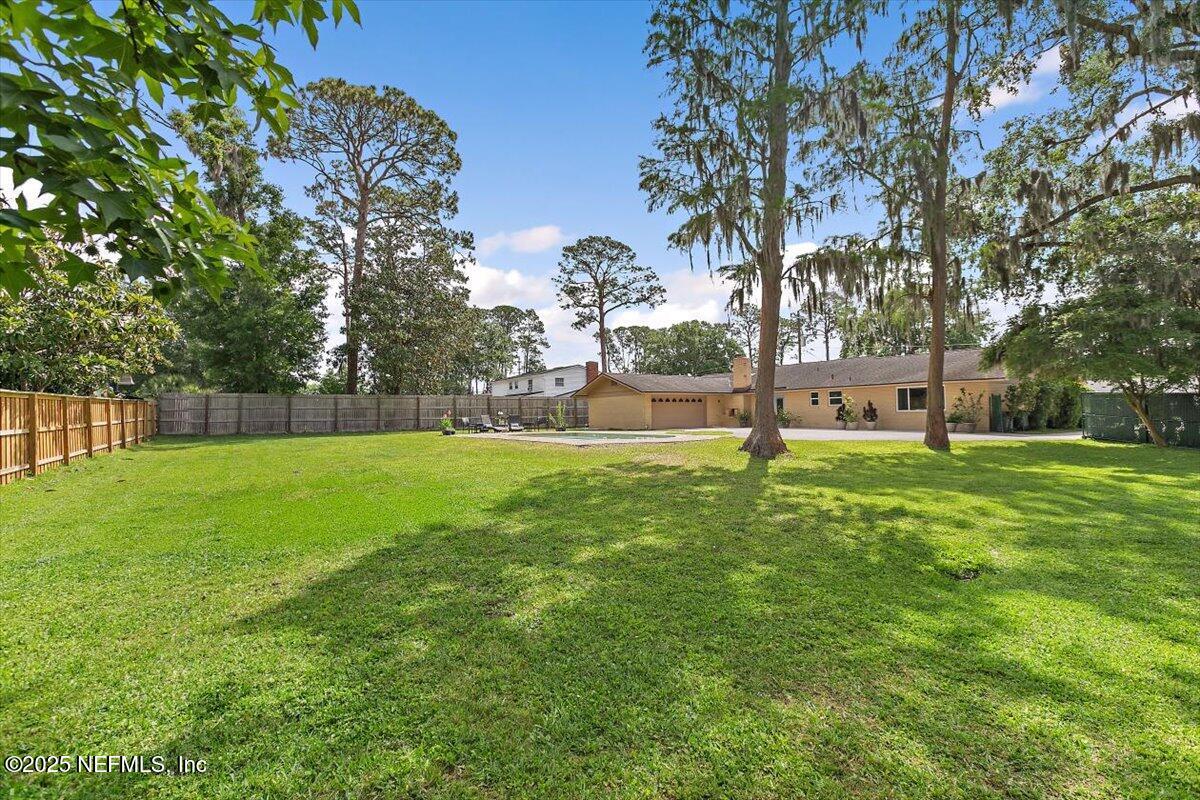 2327 CHERYL Drive