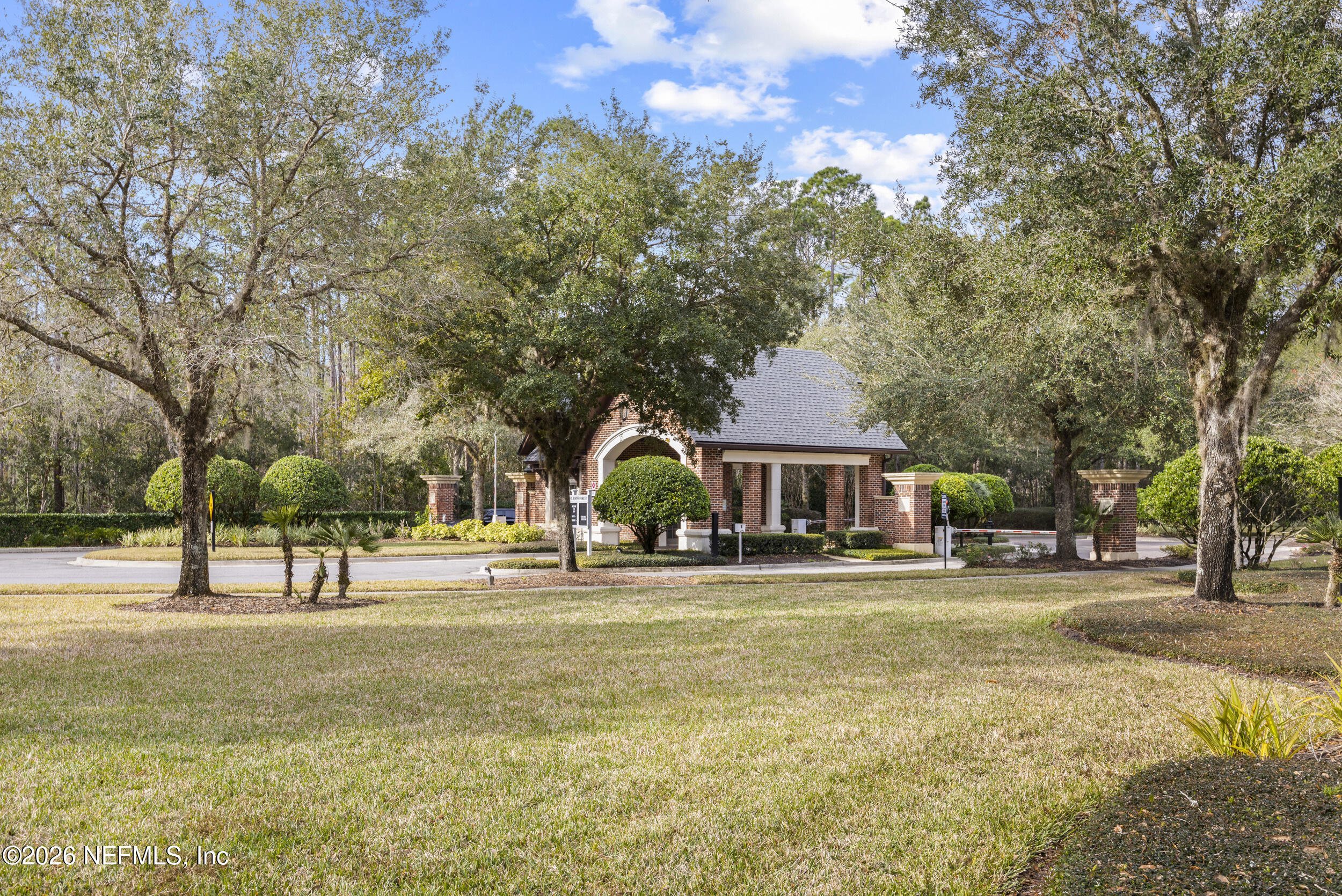 284 FOREST Boulevard, St. Johns