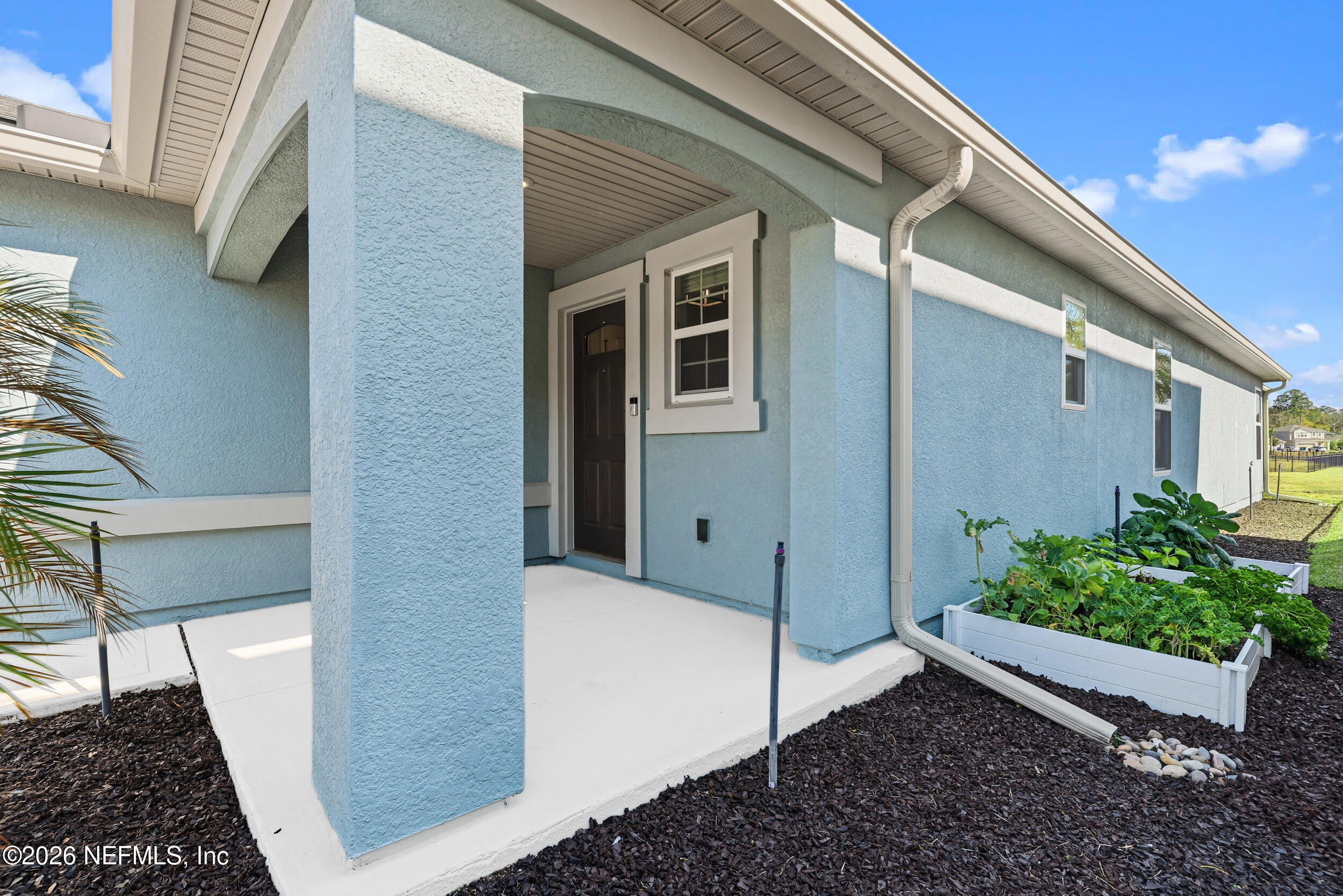 565 CHANDLER Drive, St. Johns